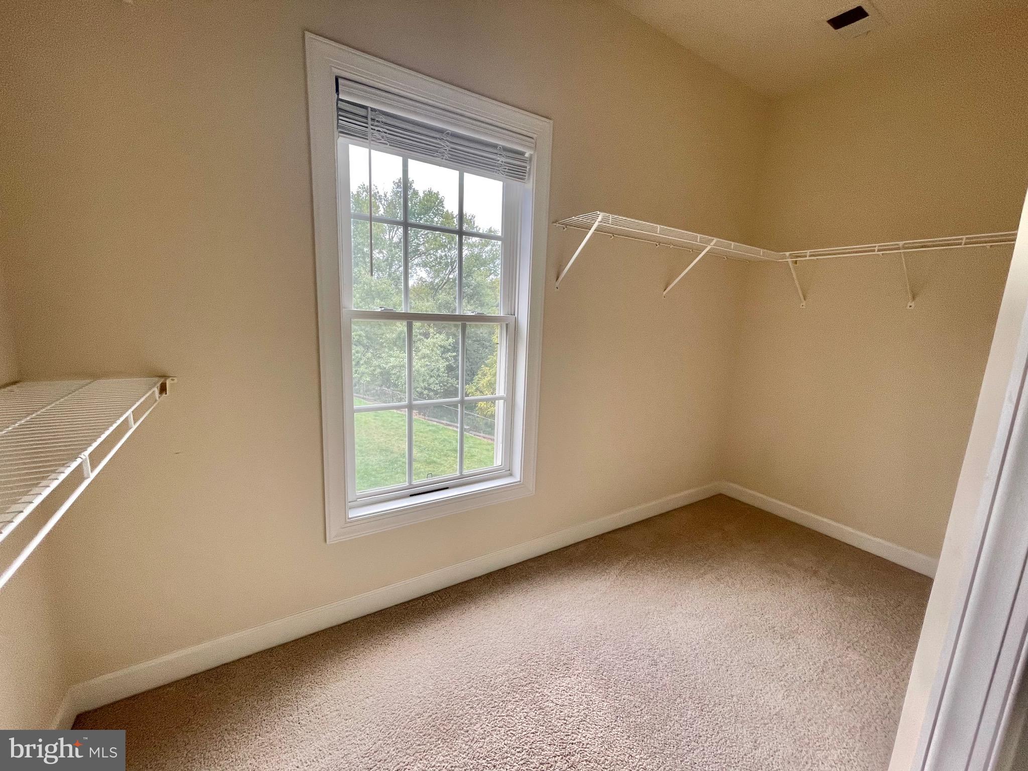 VILLAGES OF URBANA - Residential Lease