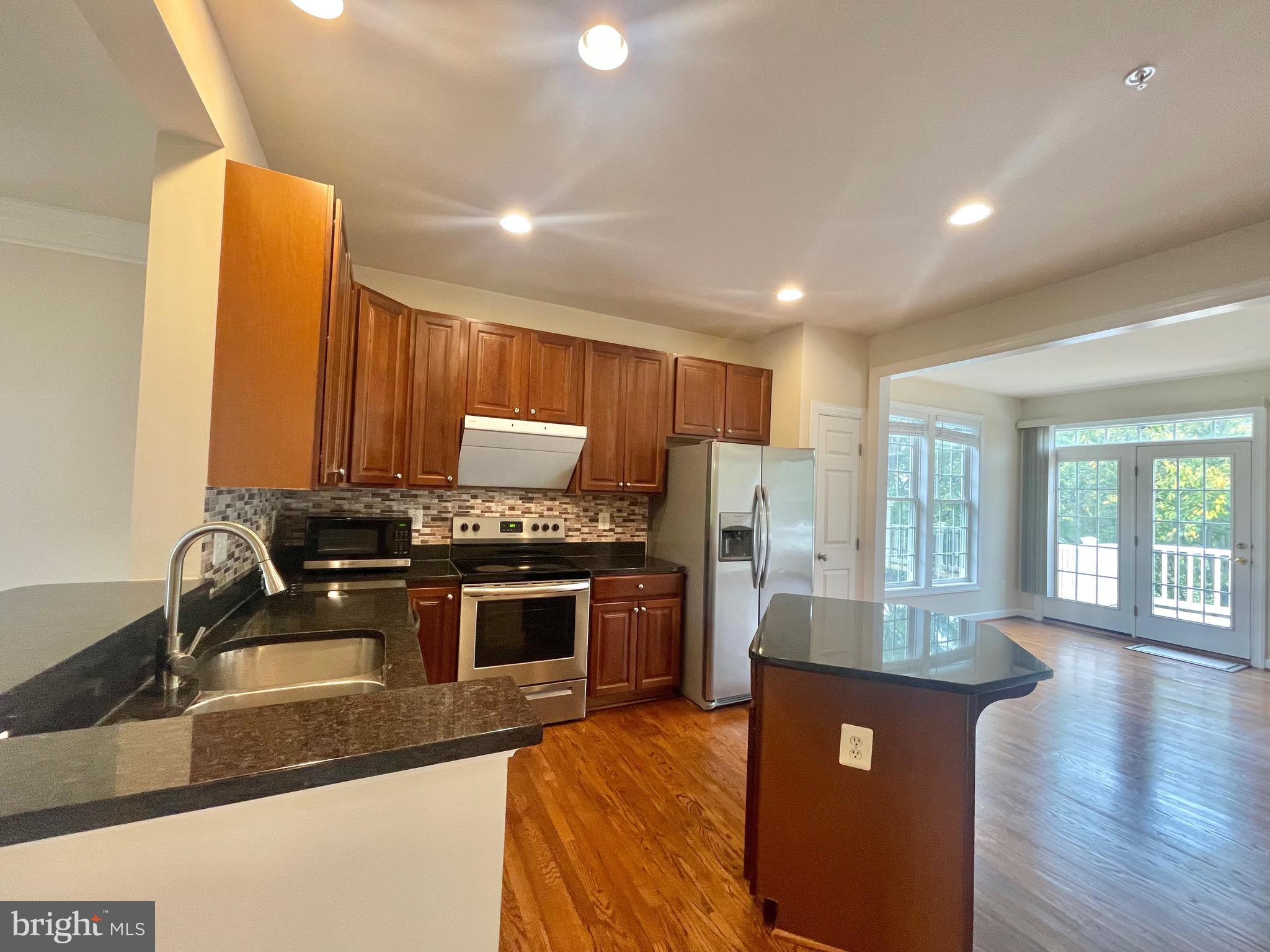 VILLAGES OF URBANA - Residential Lease