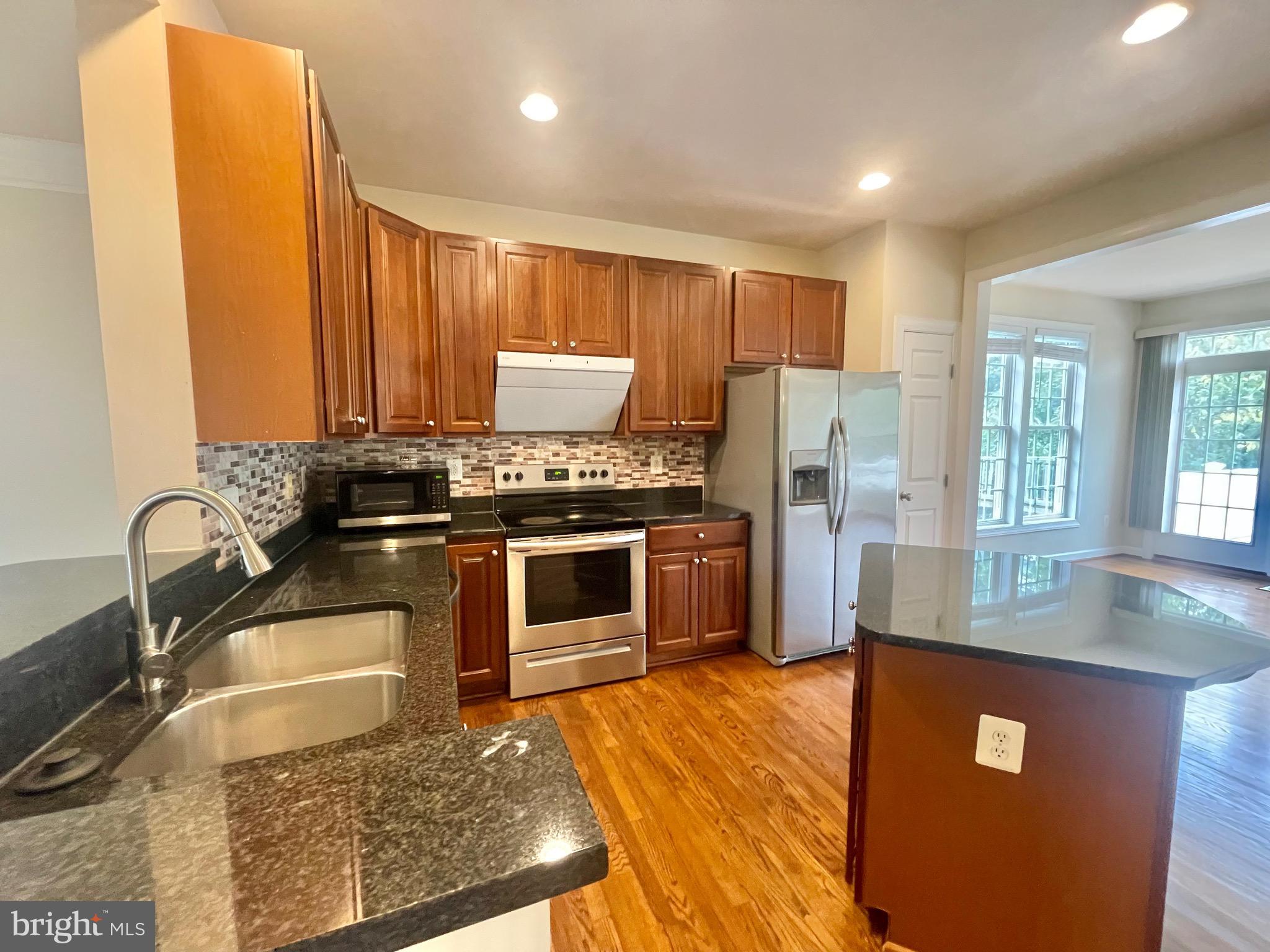 VILLAGES OF URBANA - Residential Lease