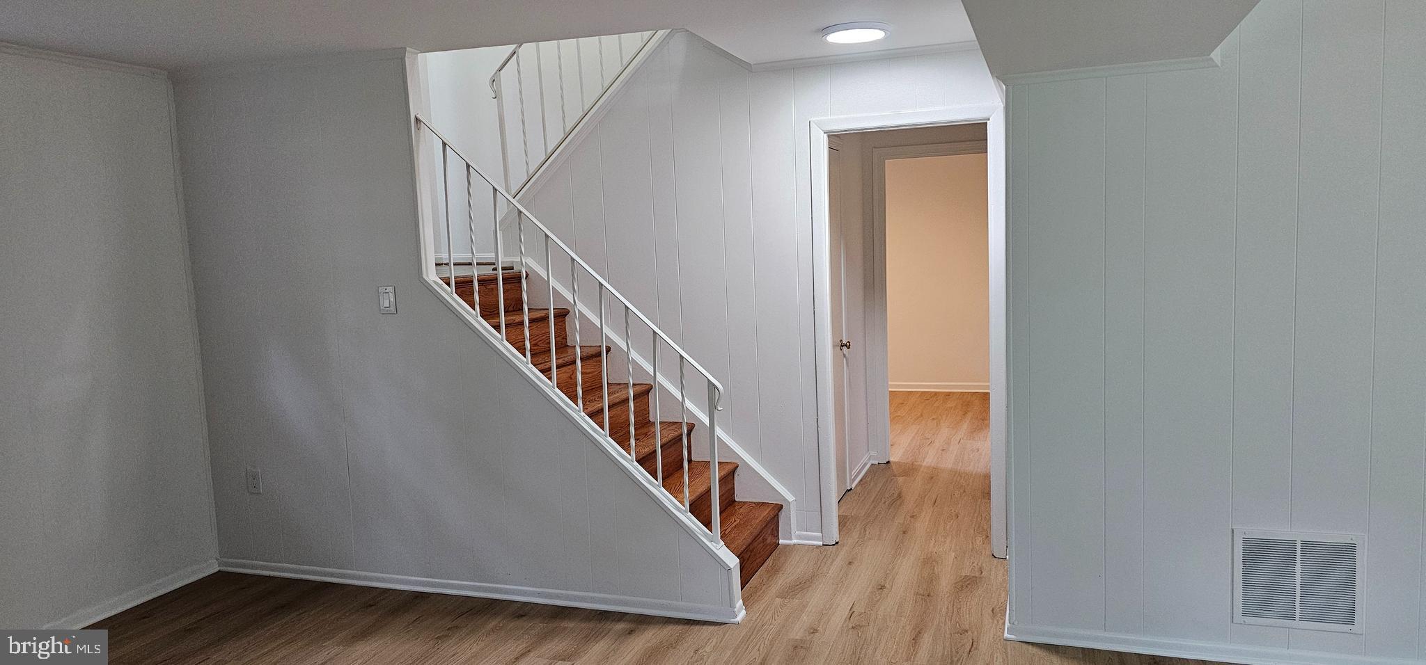 LAKE RIDGE PART 1 - Residential