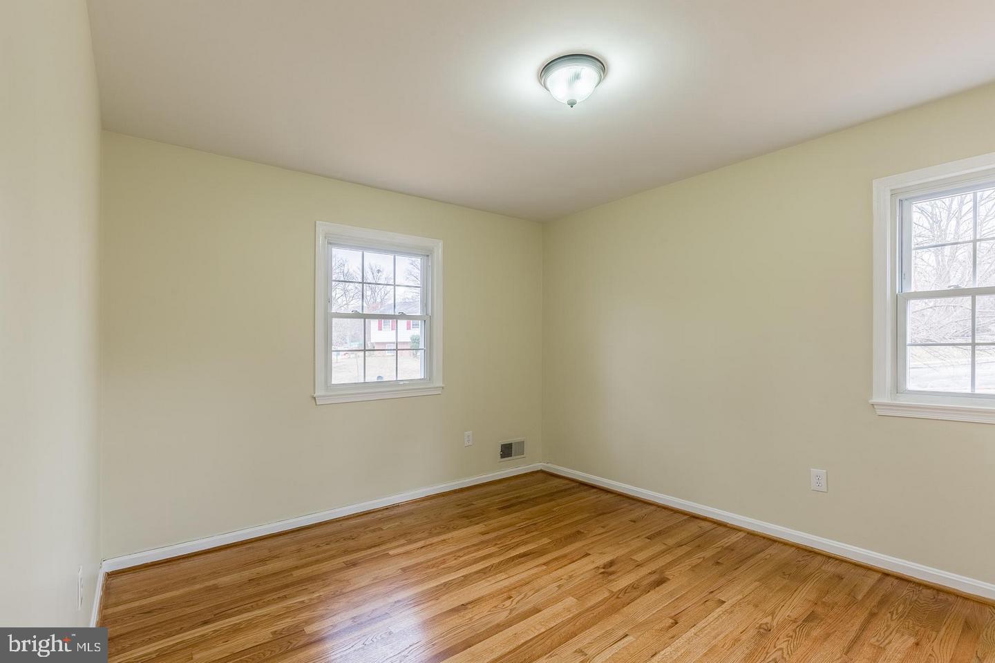 LAKE RIDGE PART 1 - Residential