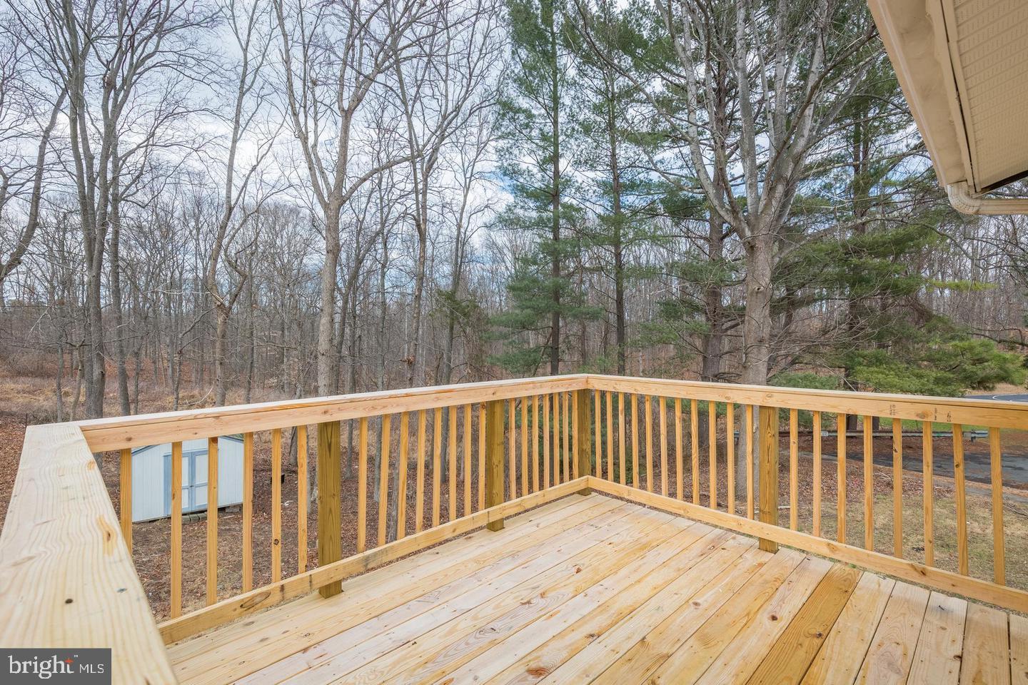 LAKE RIDGE PART 1 - Residential