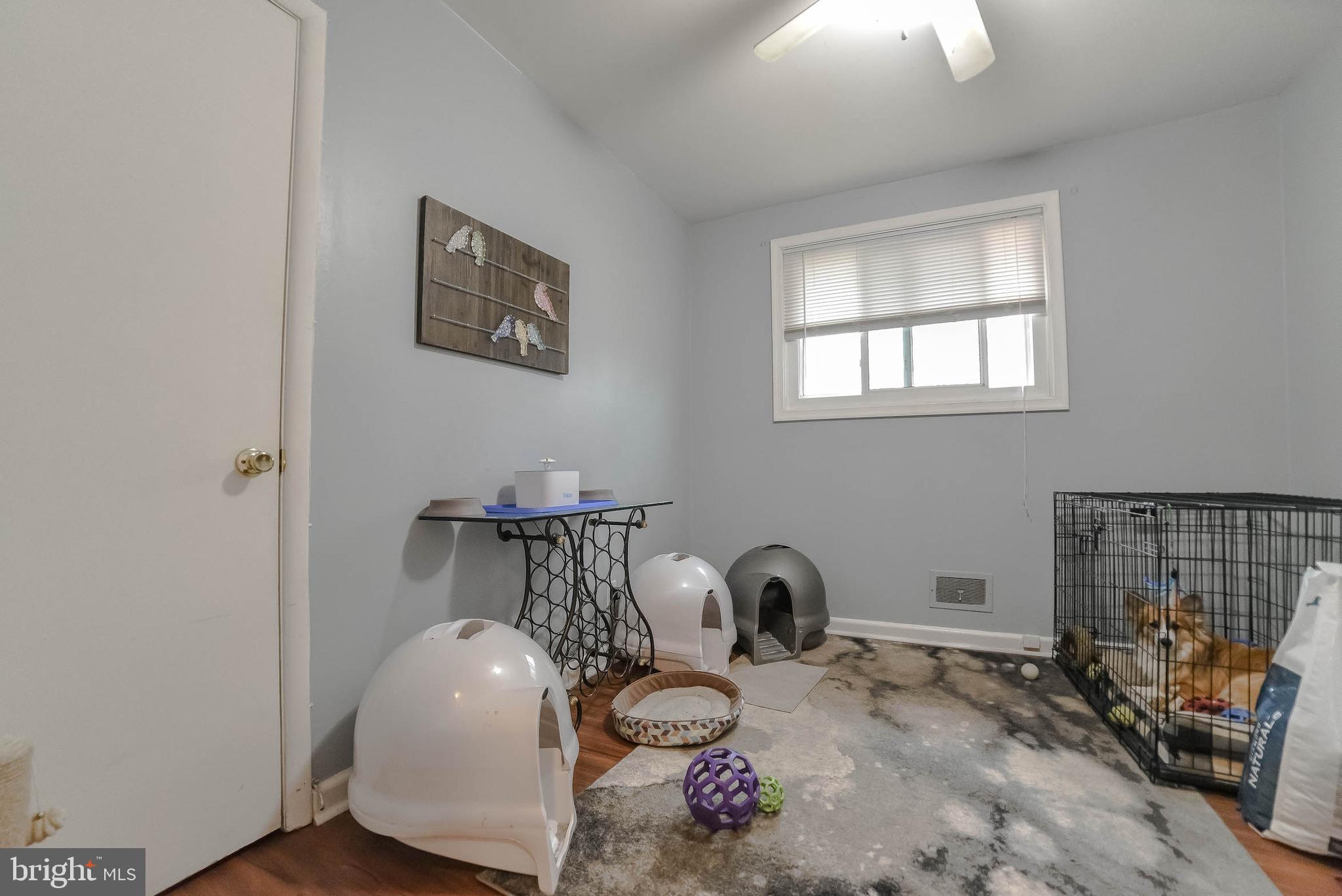 INDIAN HEAD MANOR - Residential