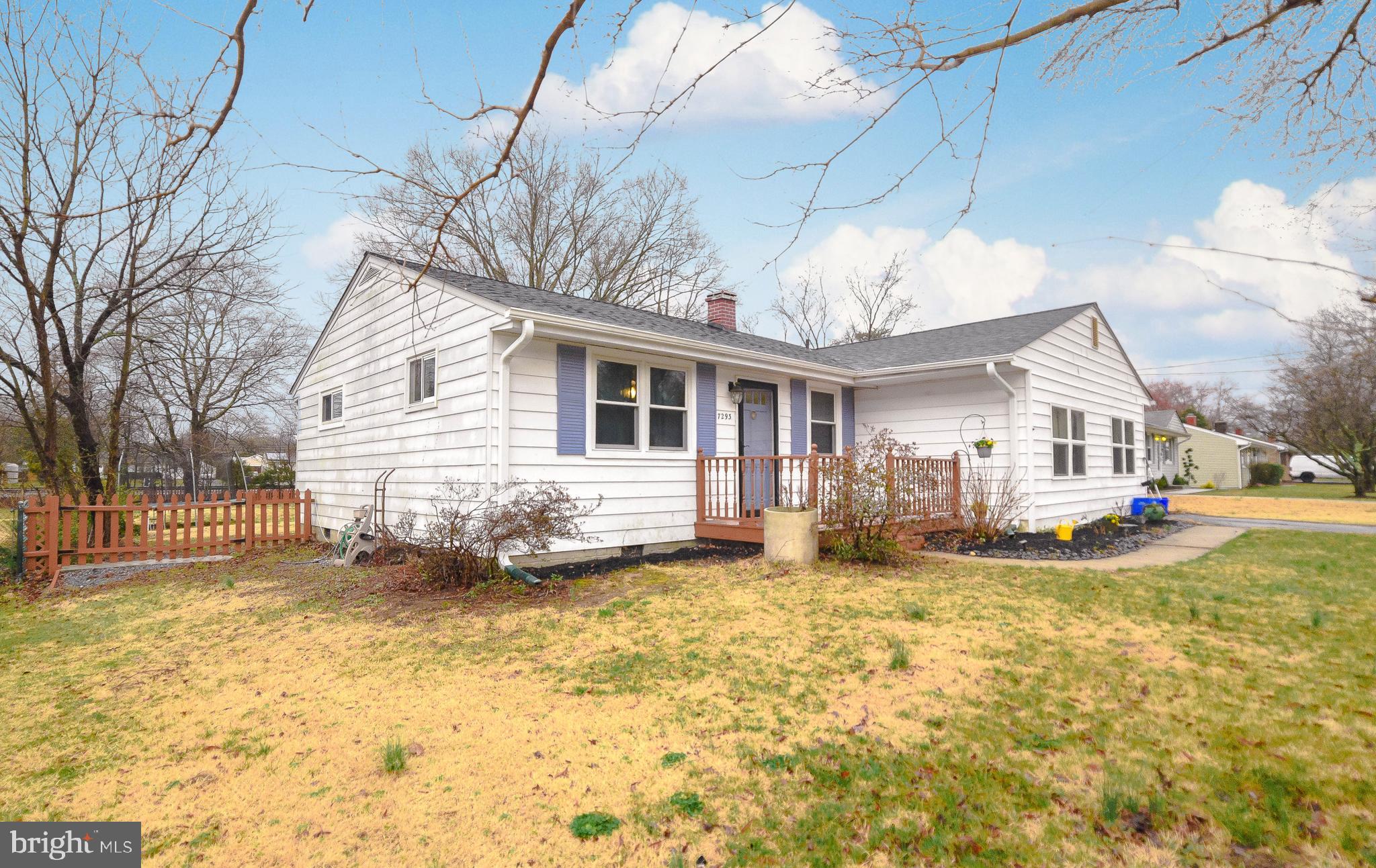 INDIAN HEAD MANOR - Residential