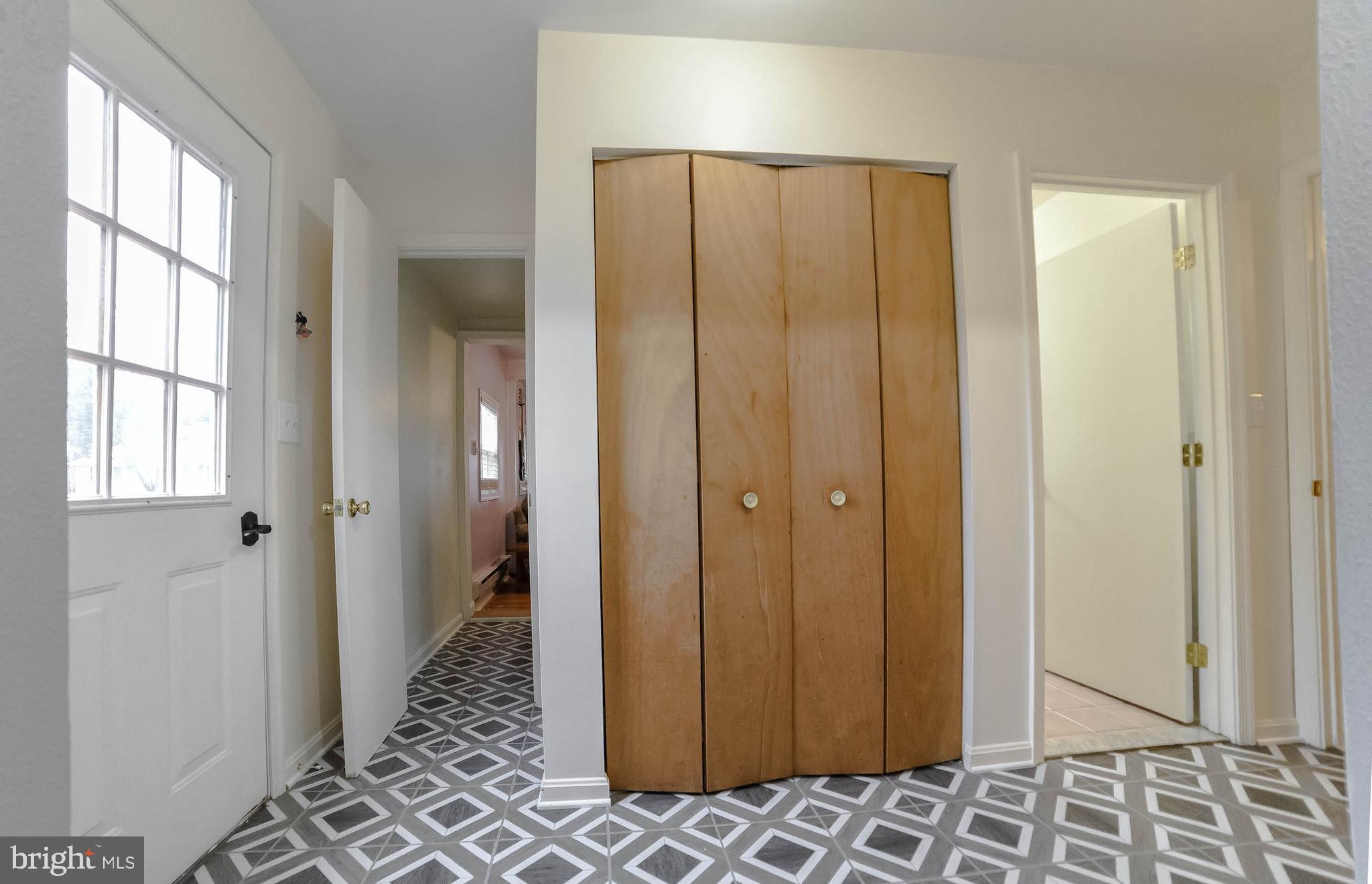 INDIAN HEAD MANOR - Residential