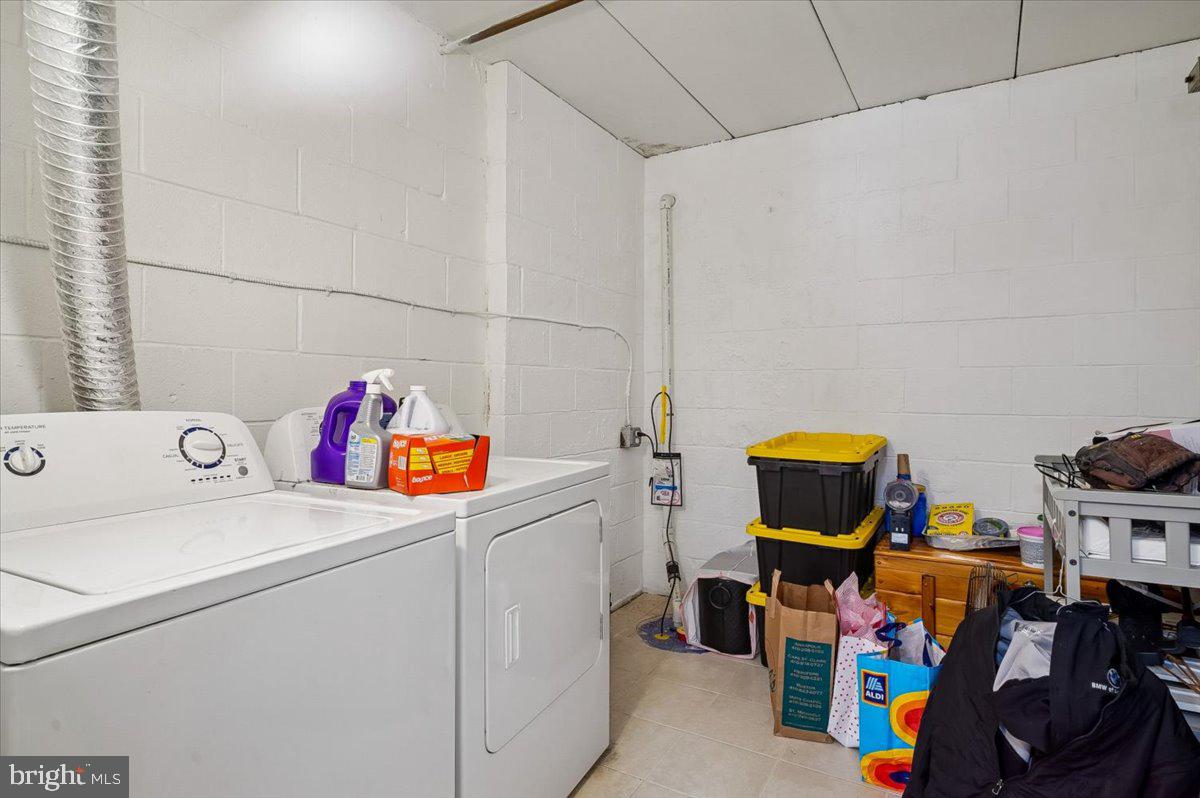 NORTH PORT CONDO - Residential