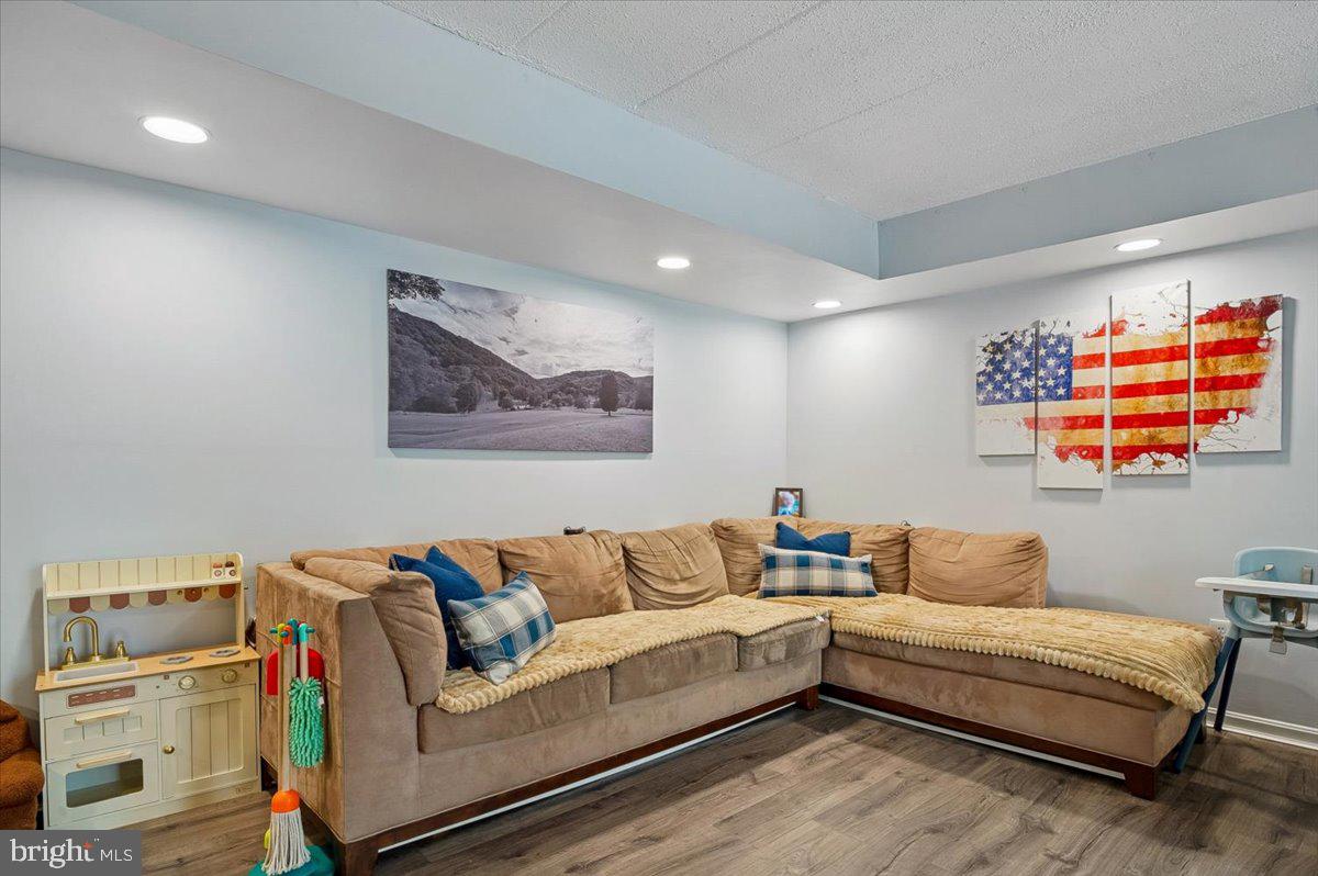 NORTH PORT CONDO - Residential