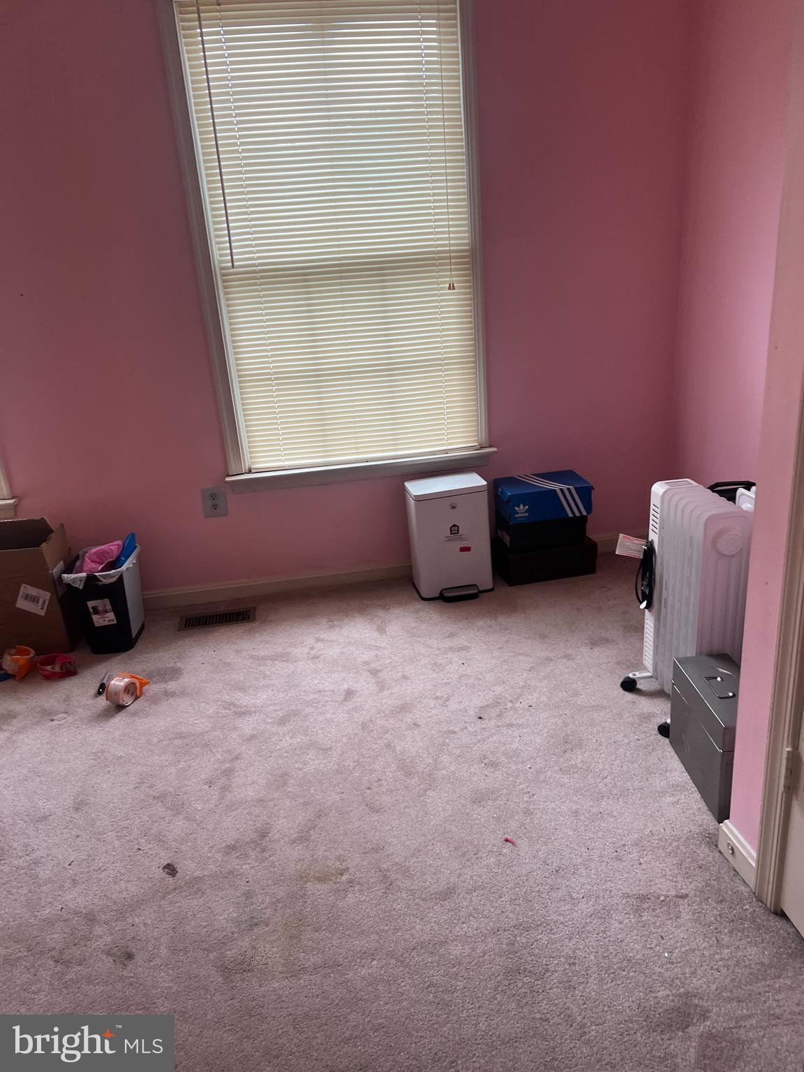 SPRING RIDGE - Residential