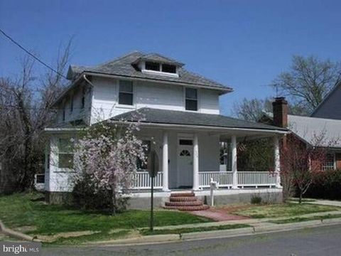 739 22ND STREET S ARLINGTON VA 22202