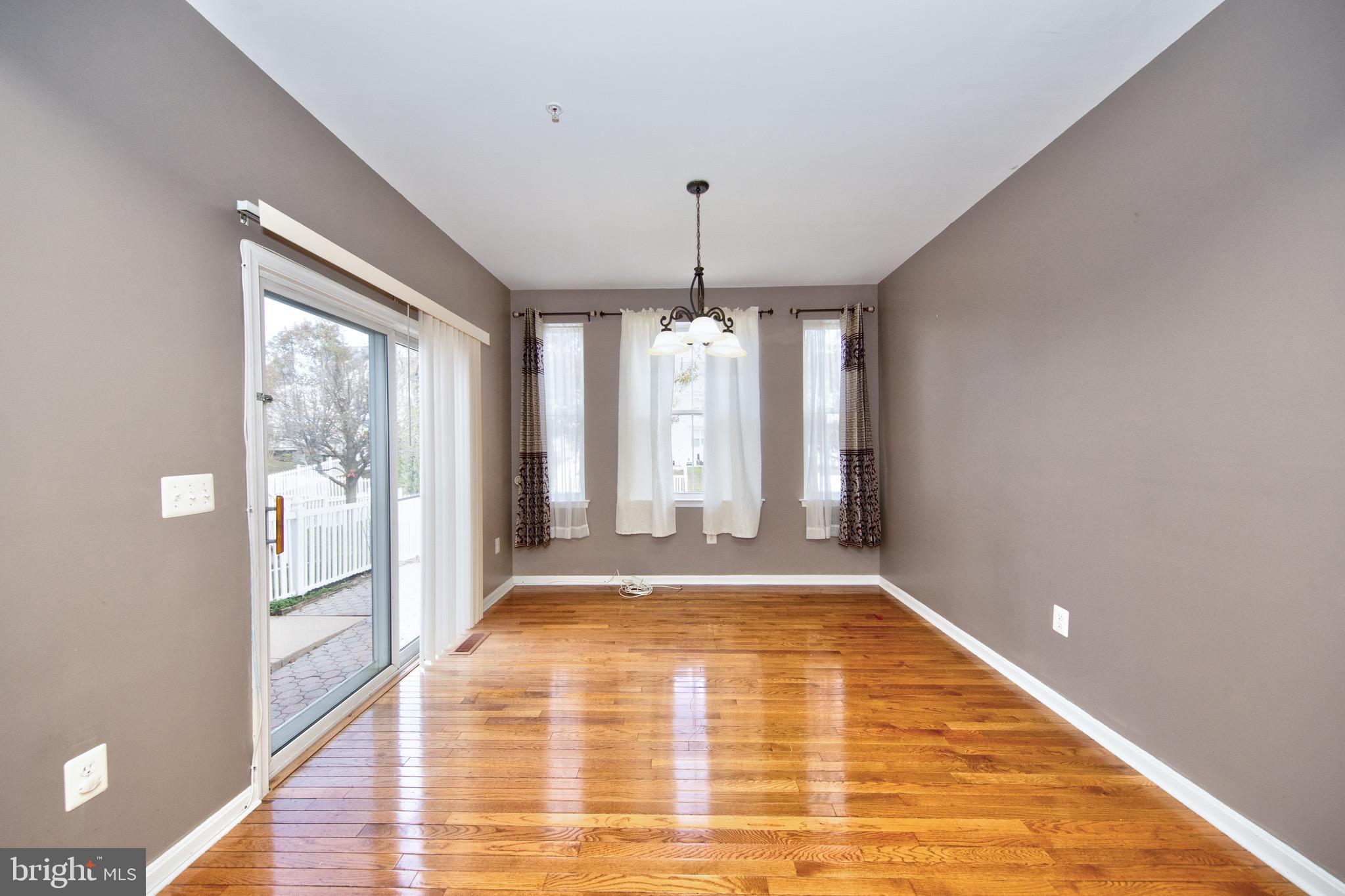 GREENBRIER HILLS - Residential