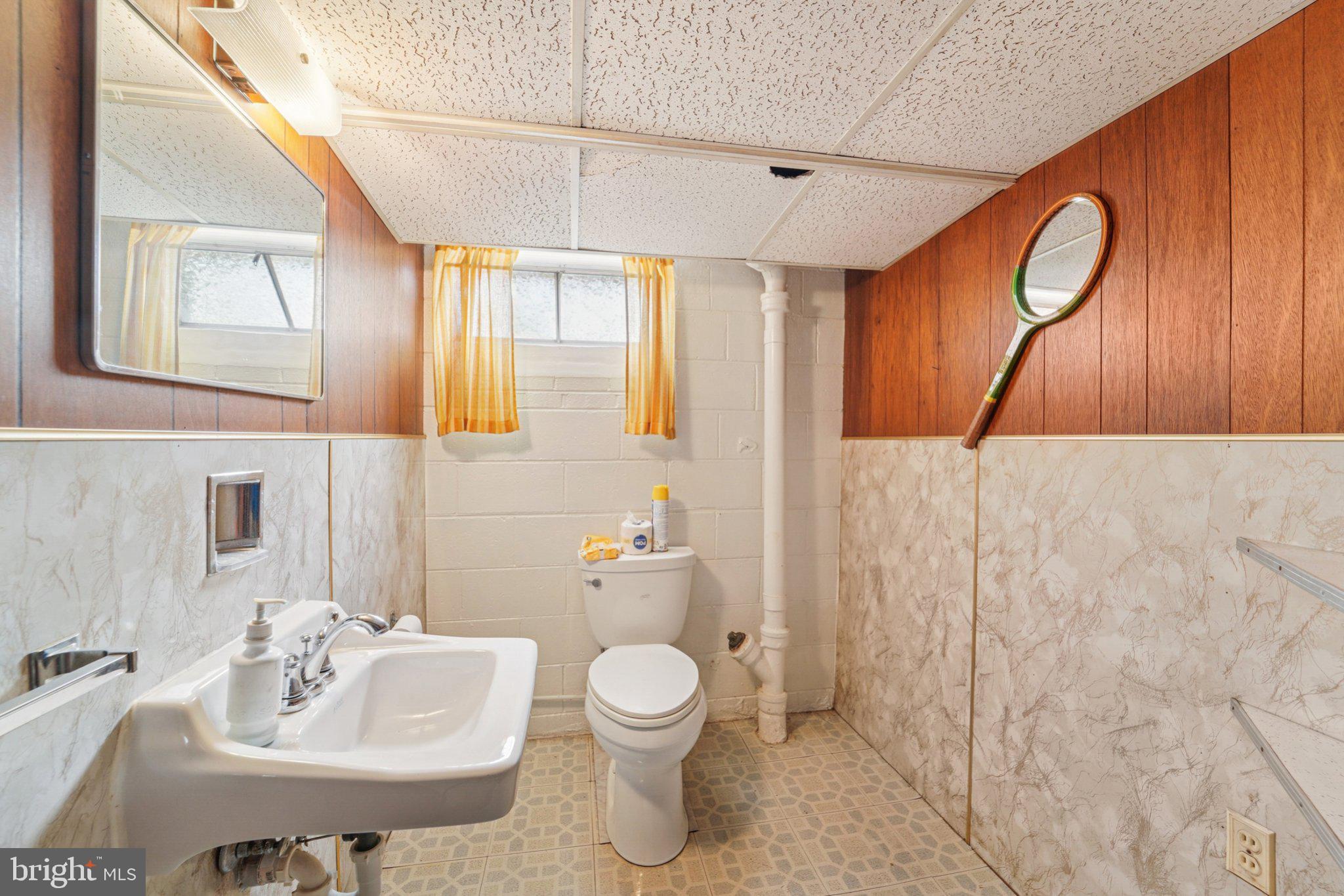 POINT OF ROCKS ESTATES - Residential