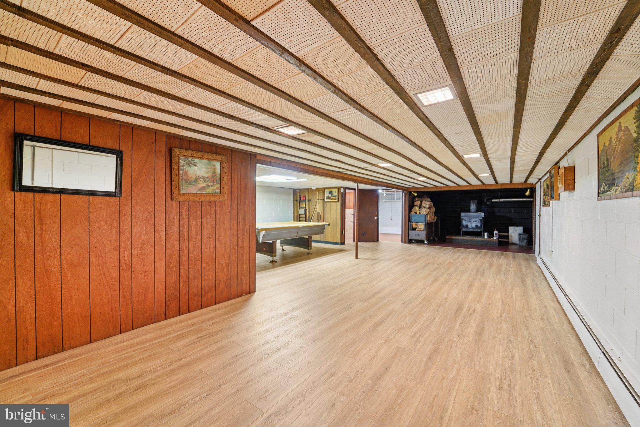 POINT OF ROCKS ESTATES - Residential