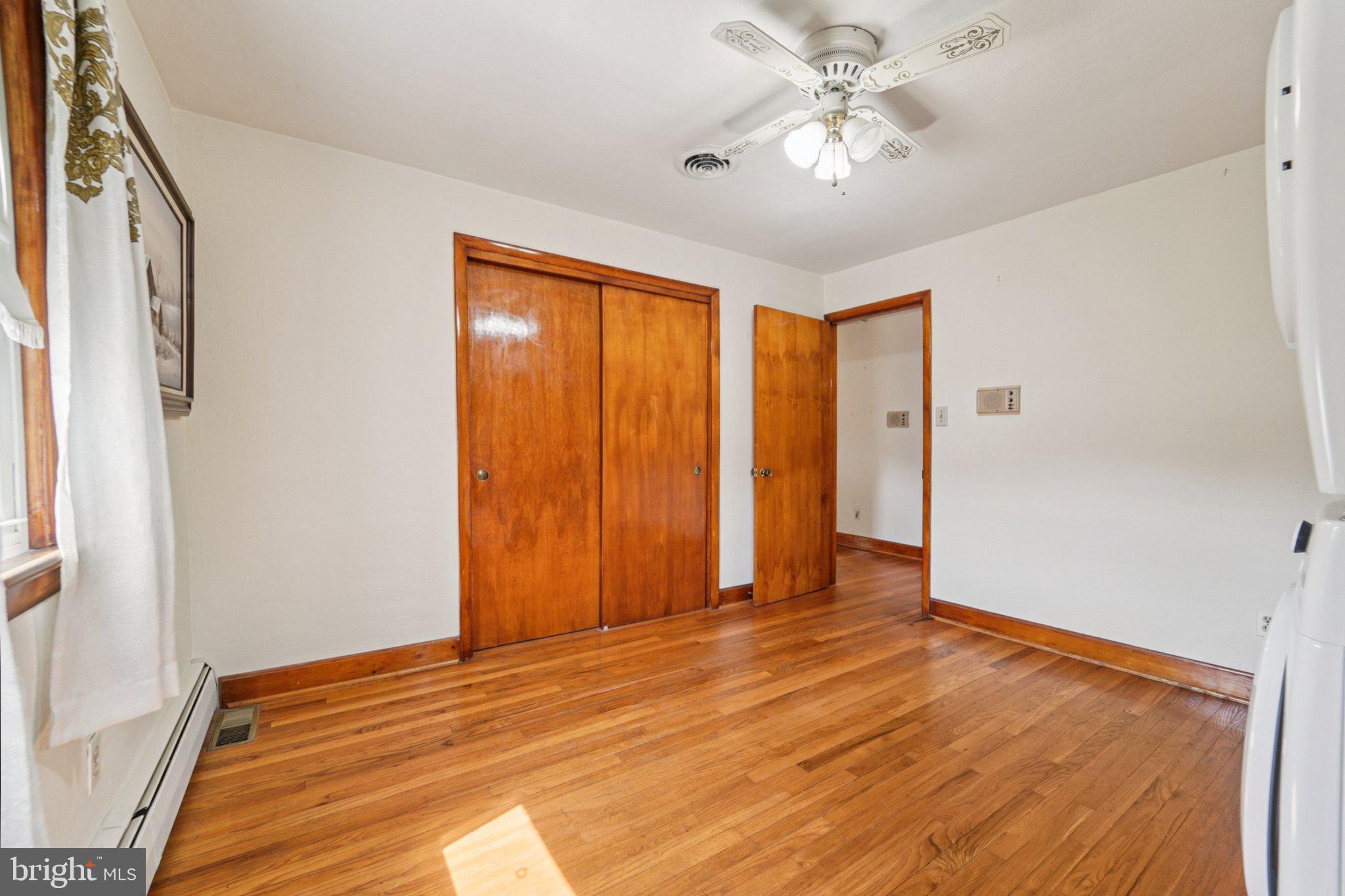 POINT OF ROCKS ESTATES - Residential