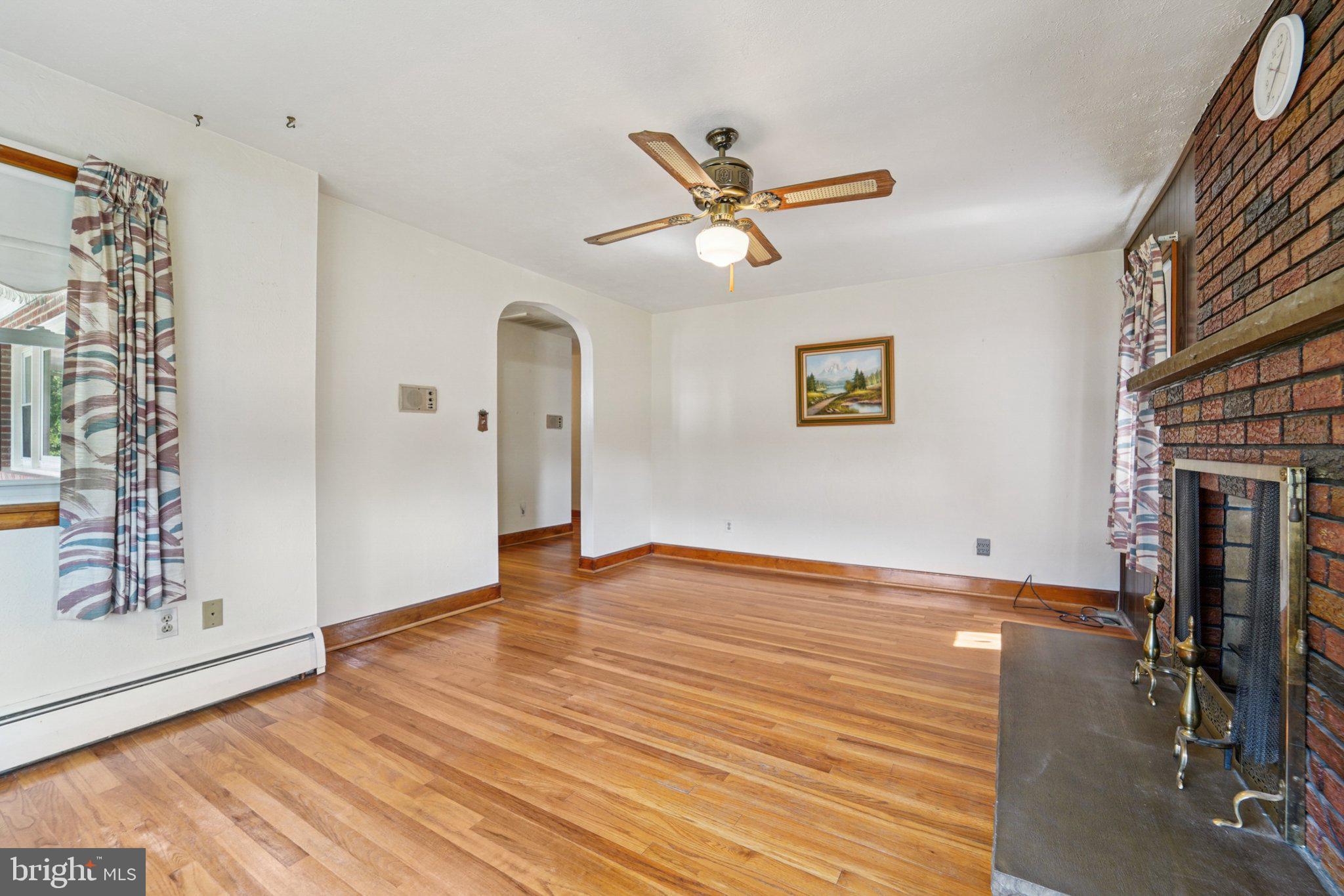 POINT OF ROCKS ESTATES - Residential