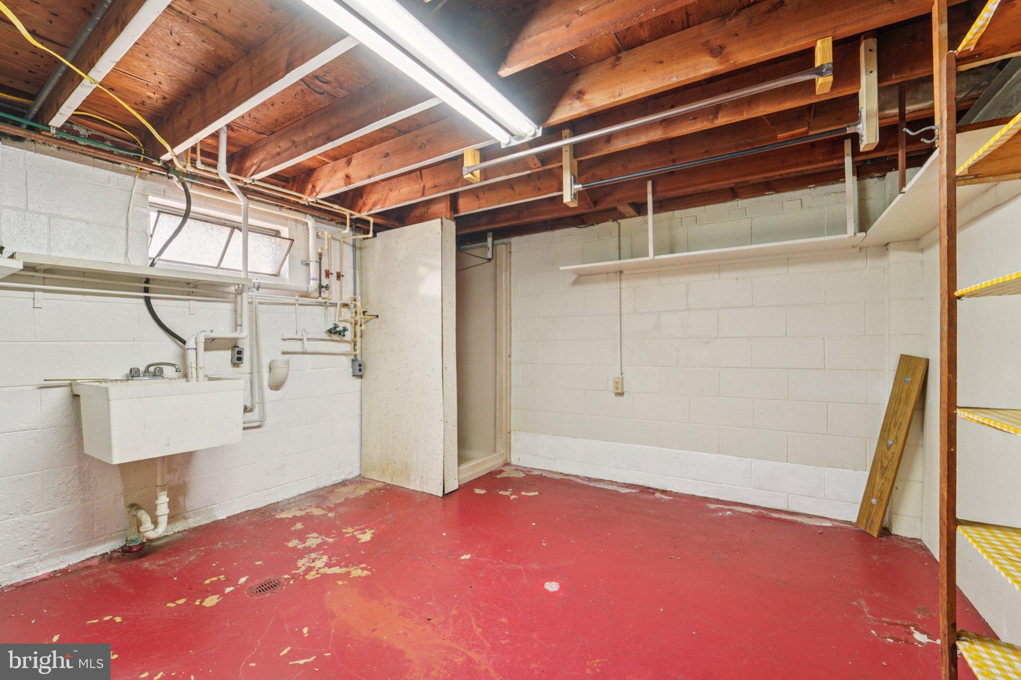 POINT OF ROCKS ESTATES - Residential