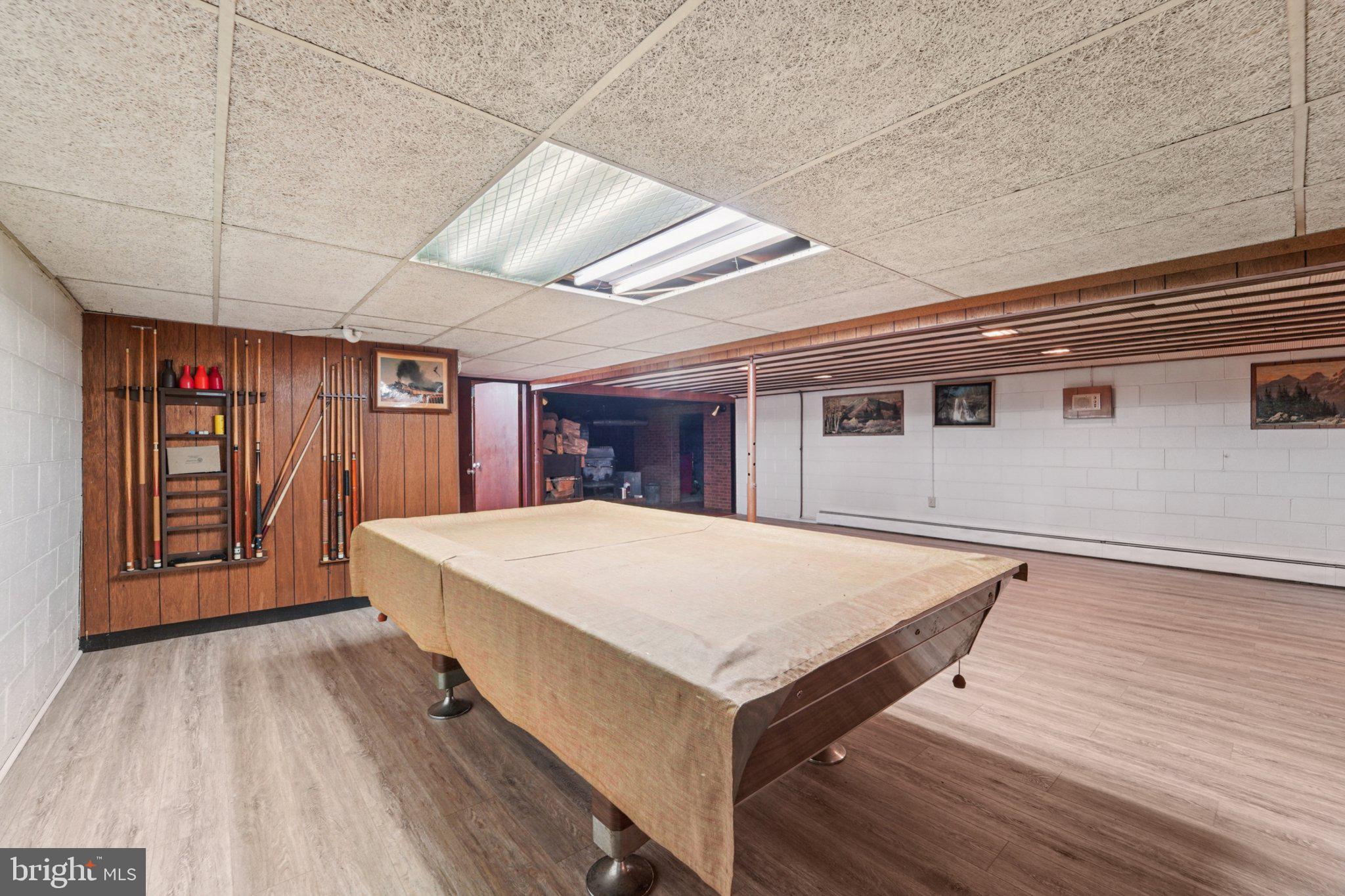 POINT OF ROCKS ESTATES - Residential