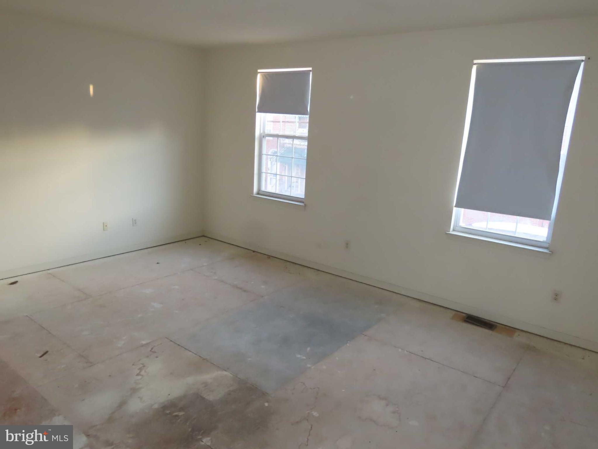 MCCAULLEY COURT - Residential