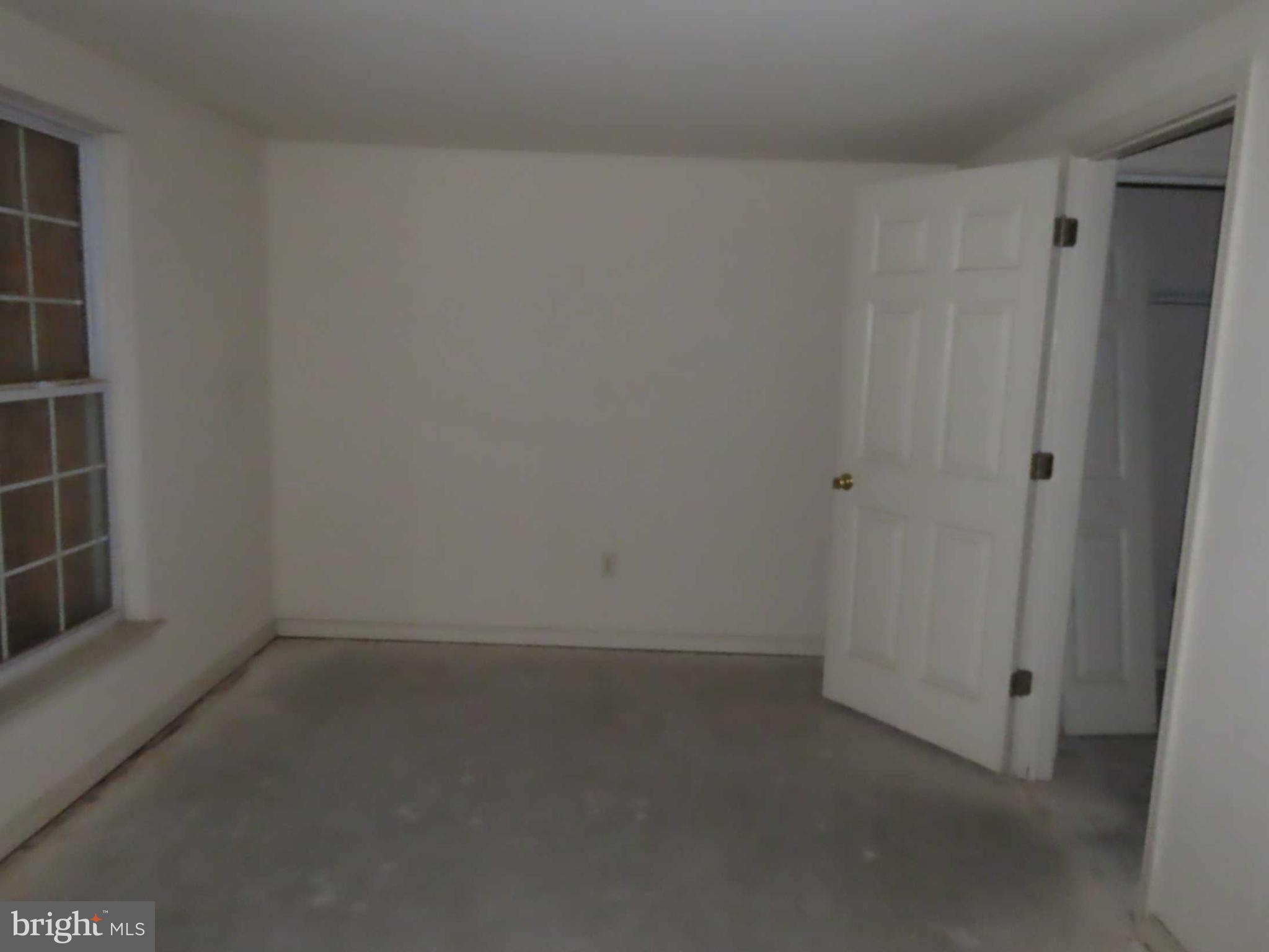 MCCAULLEY COURT - Residential