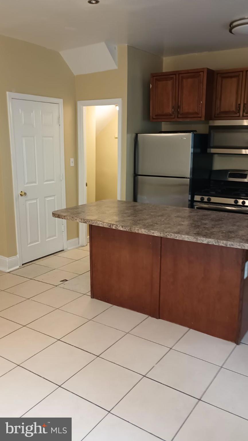 BALTIMORE EAST - SOUTH CLIFTON PARK HIST. DISTRICT - Residential