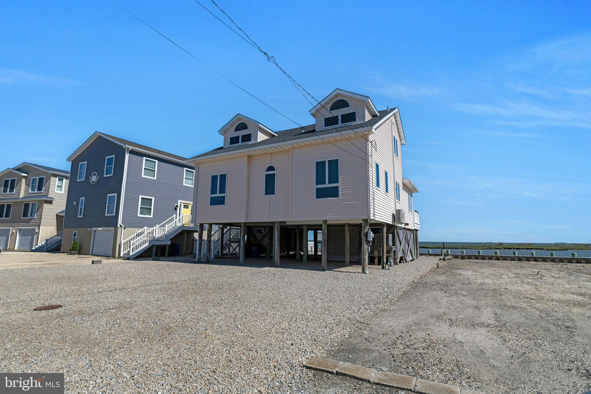 237 HERON ROAD