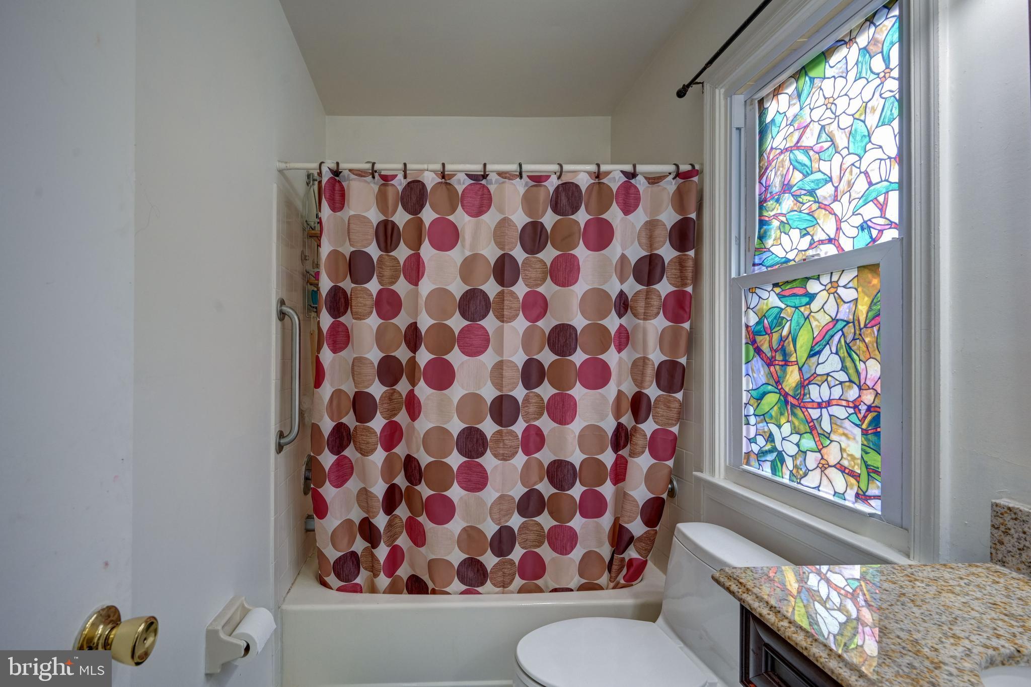 TOLL HOUSE - Residential Lease