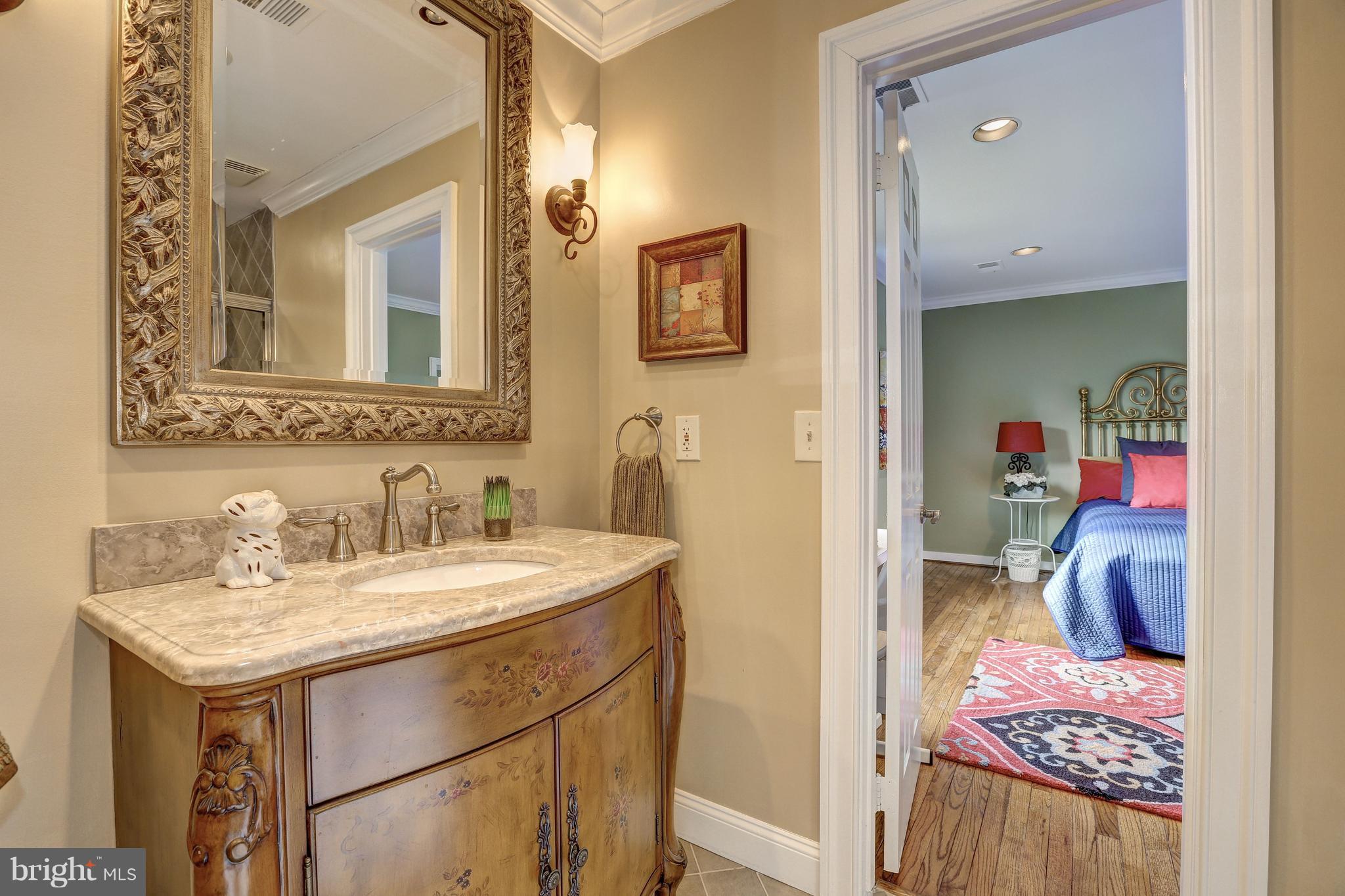 RIVER OAKS FARM - Residential