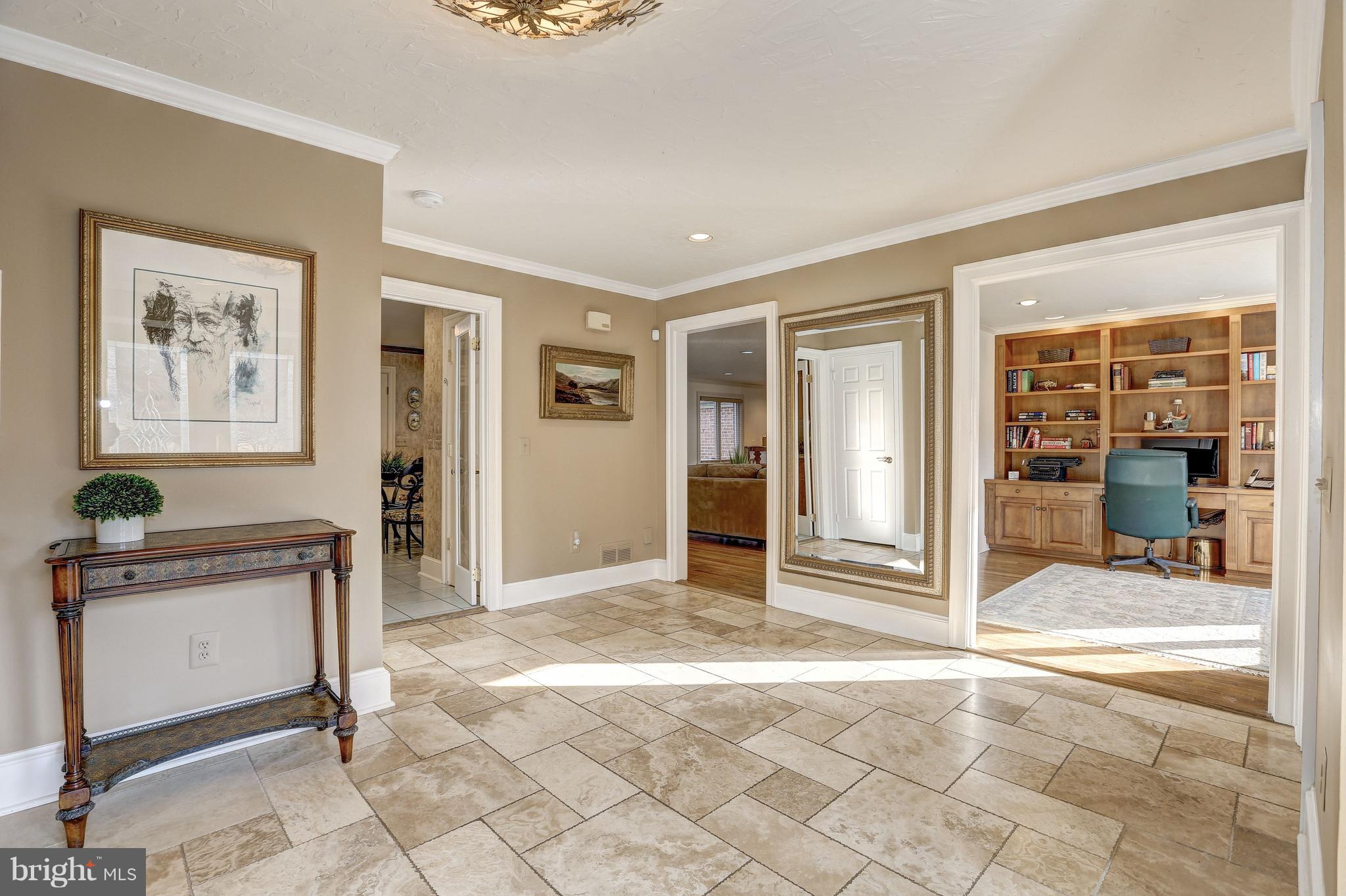 RIVER OAKS FARM - Residential