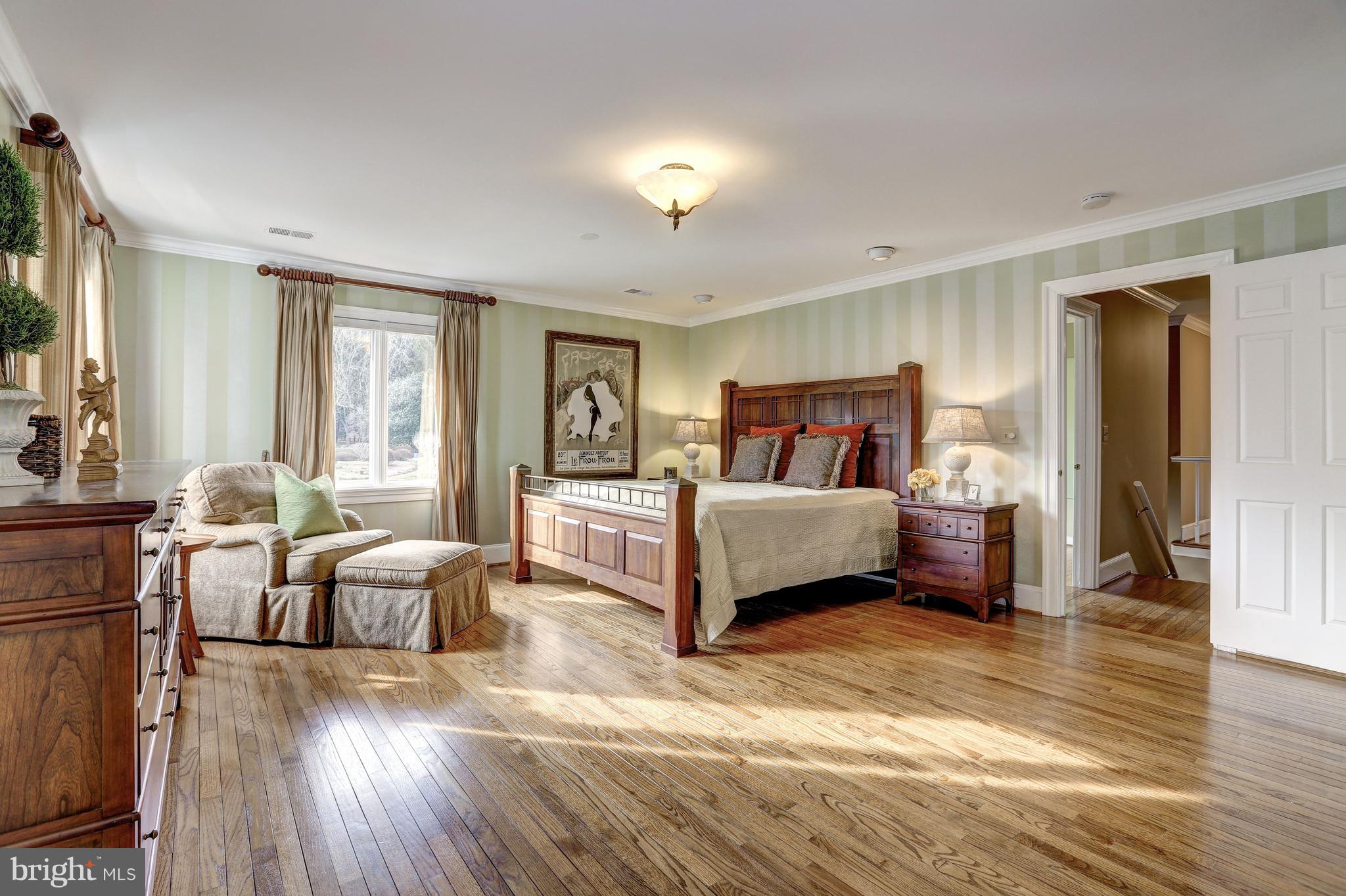 RIVER OAKS FARM - Residential