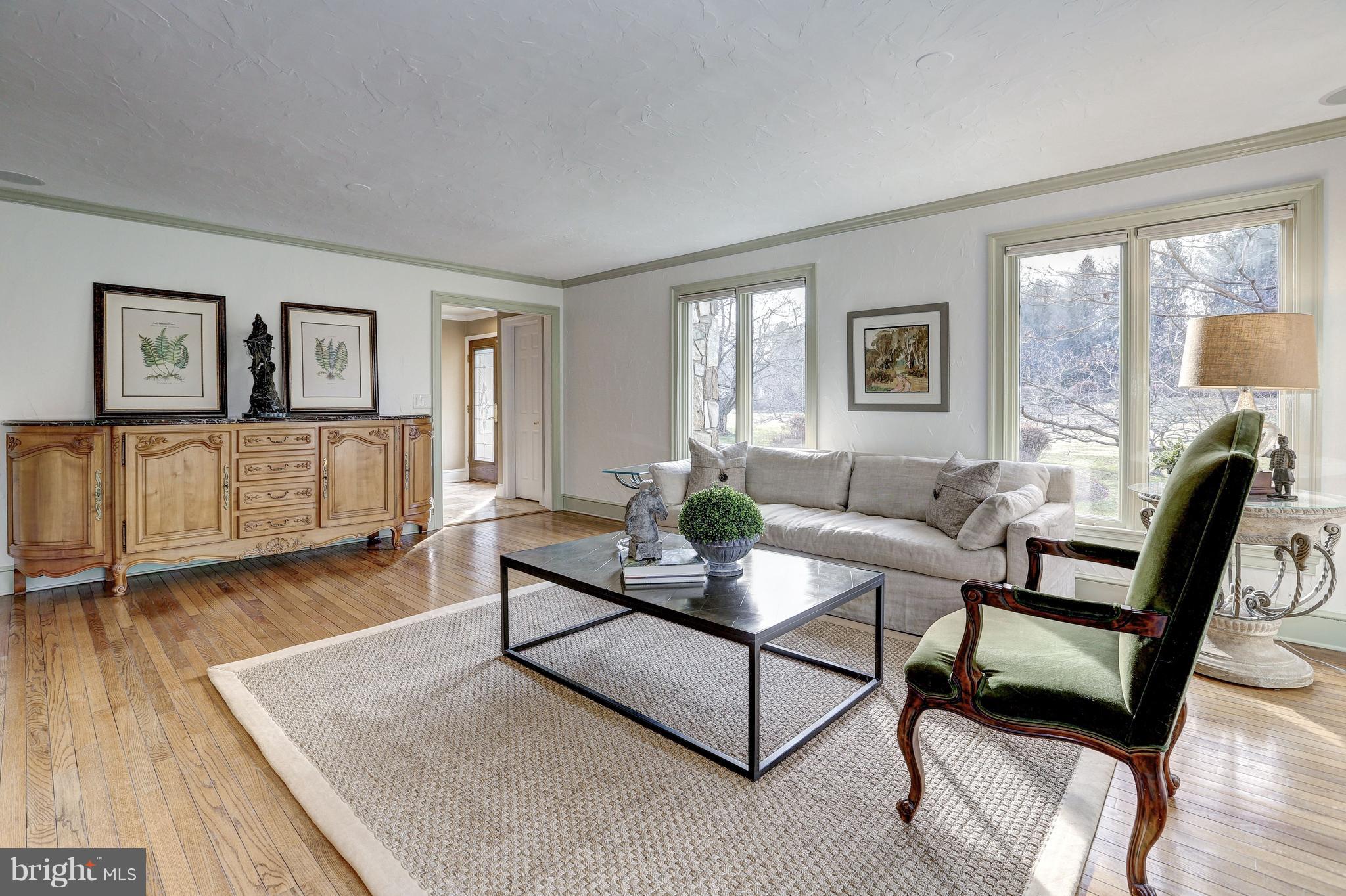 RIVER OAKS FARM - Residential