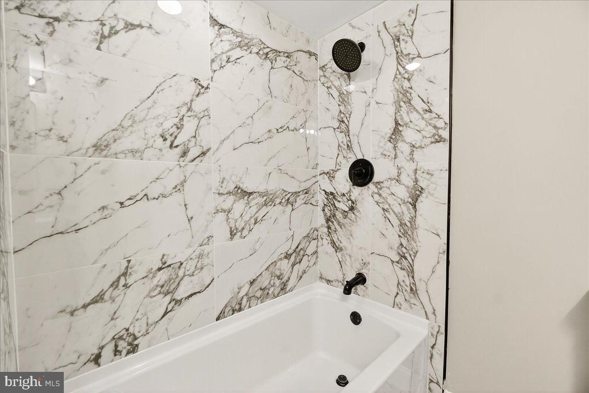 DAMASCUS OUTSIDE - Residential