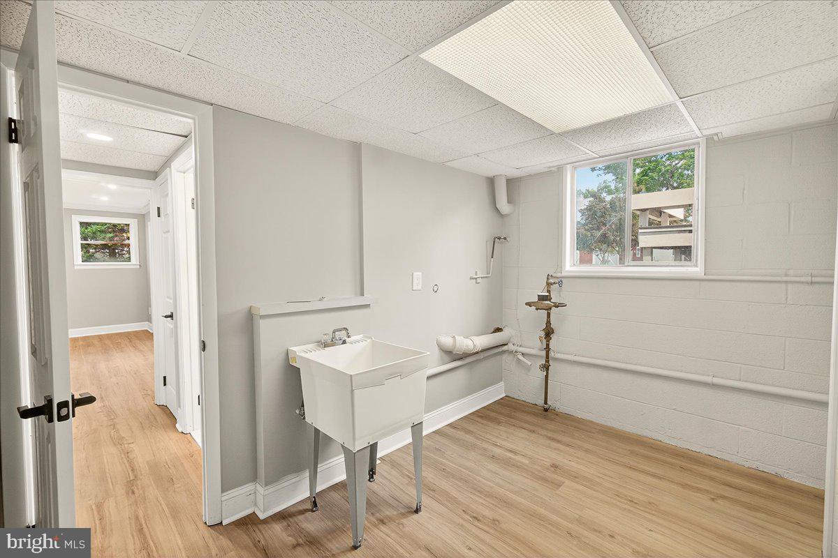 DAMASCUS OUTSIDE - Residential