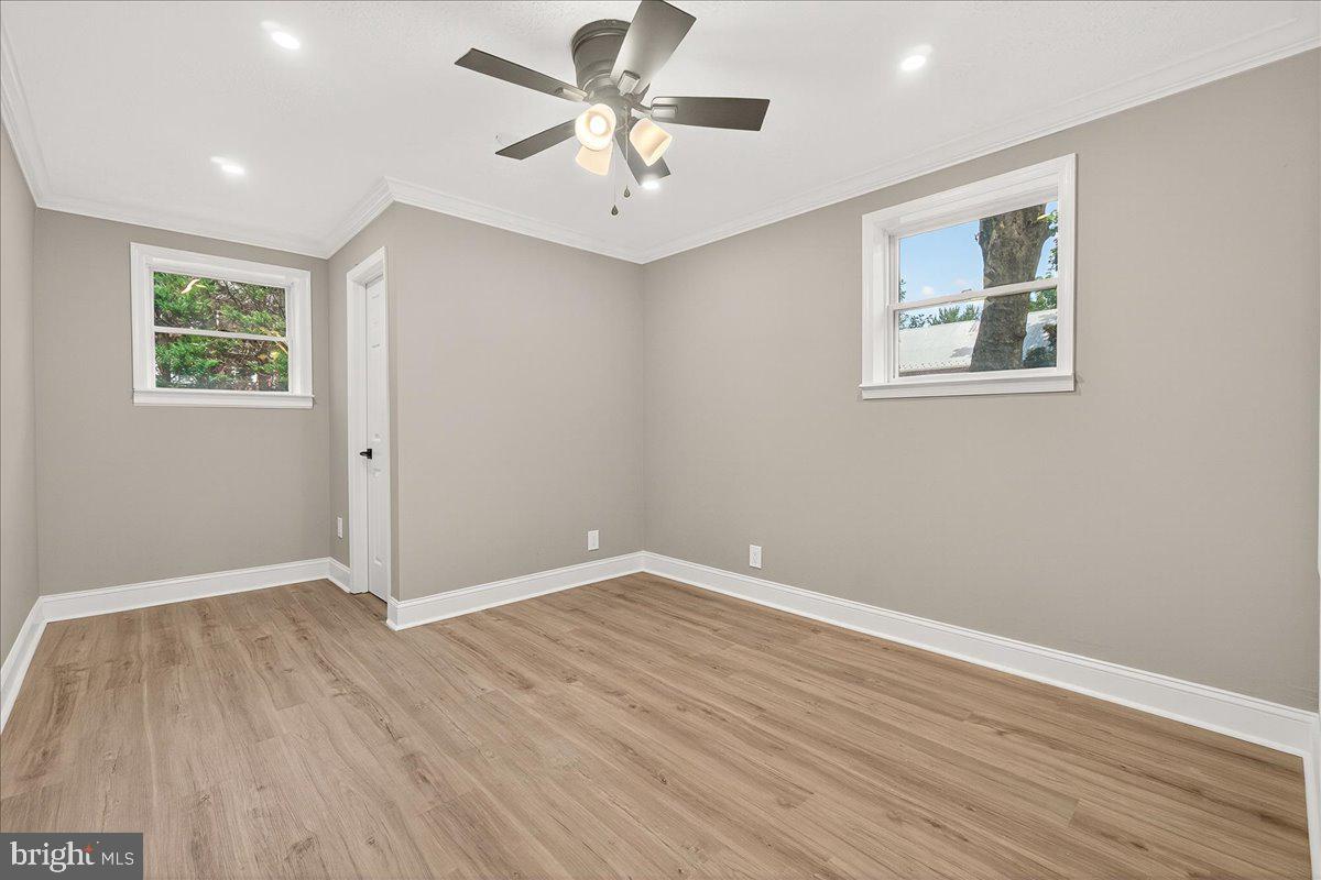 DAMASCUS OUTSIDE - Residential