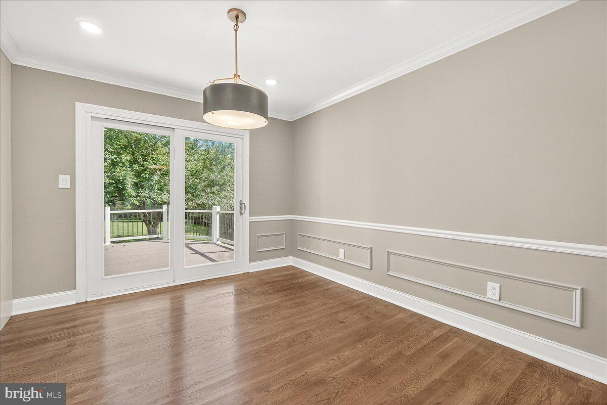 DAMASCUS OUTSIDE - Residential