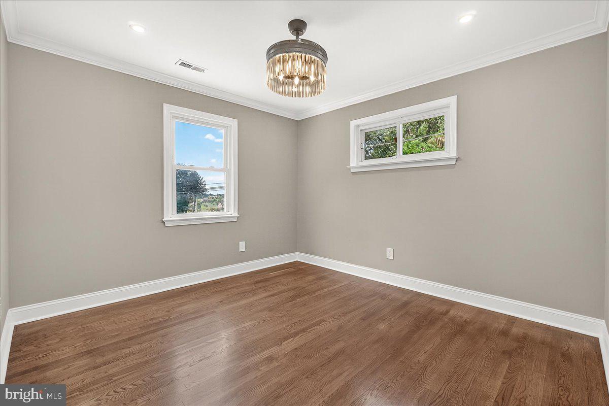 DAMASCUS OUTSIDE - Residential