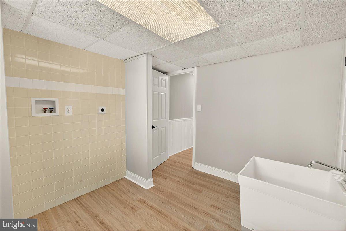 DAMASCUS OUTSIDE - Residential