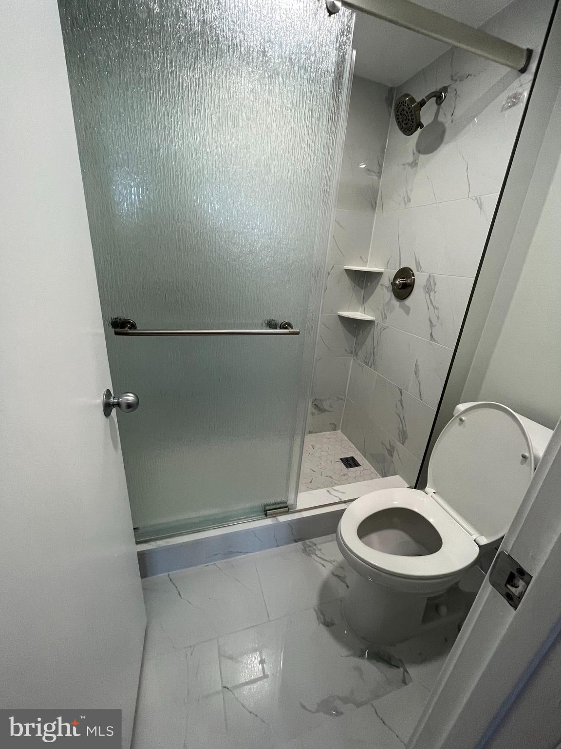 SKYLINE SQUARE CONDO - Residential Lease