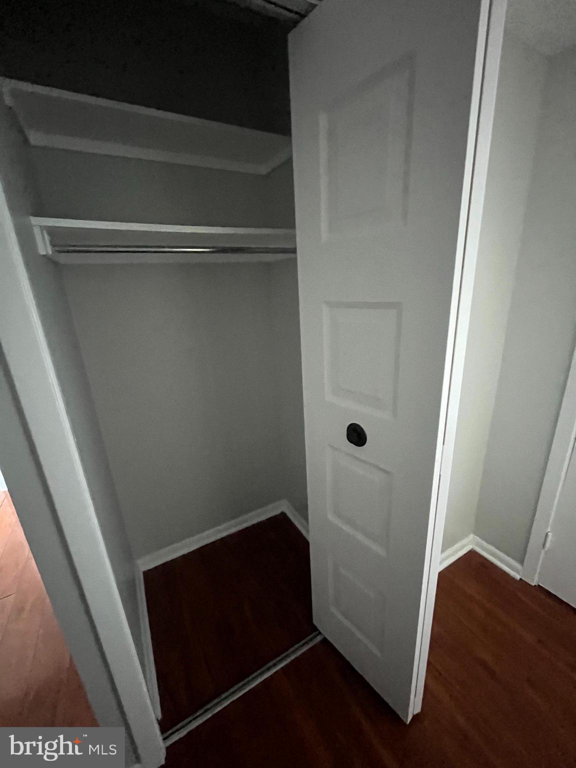 SKYLINE SQUARE CONDO - Residential Lease