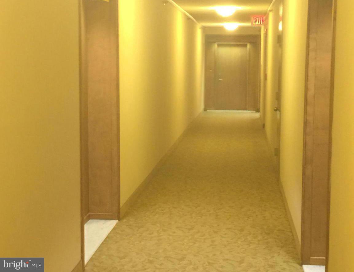 SKYLINE SQUARE CONDO - Residential Lease