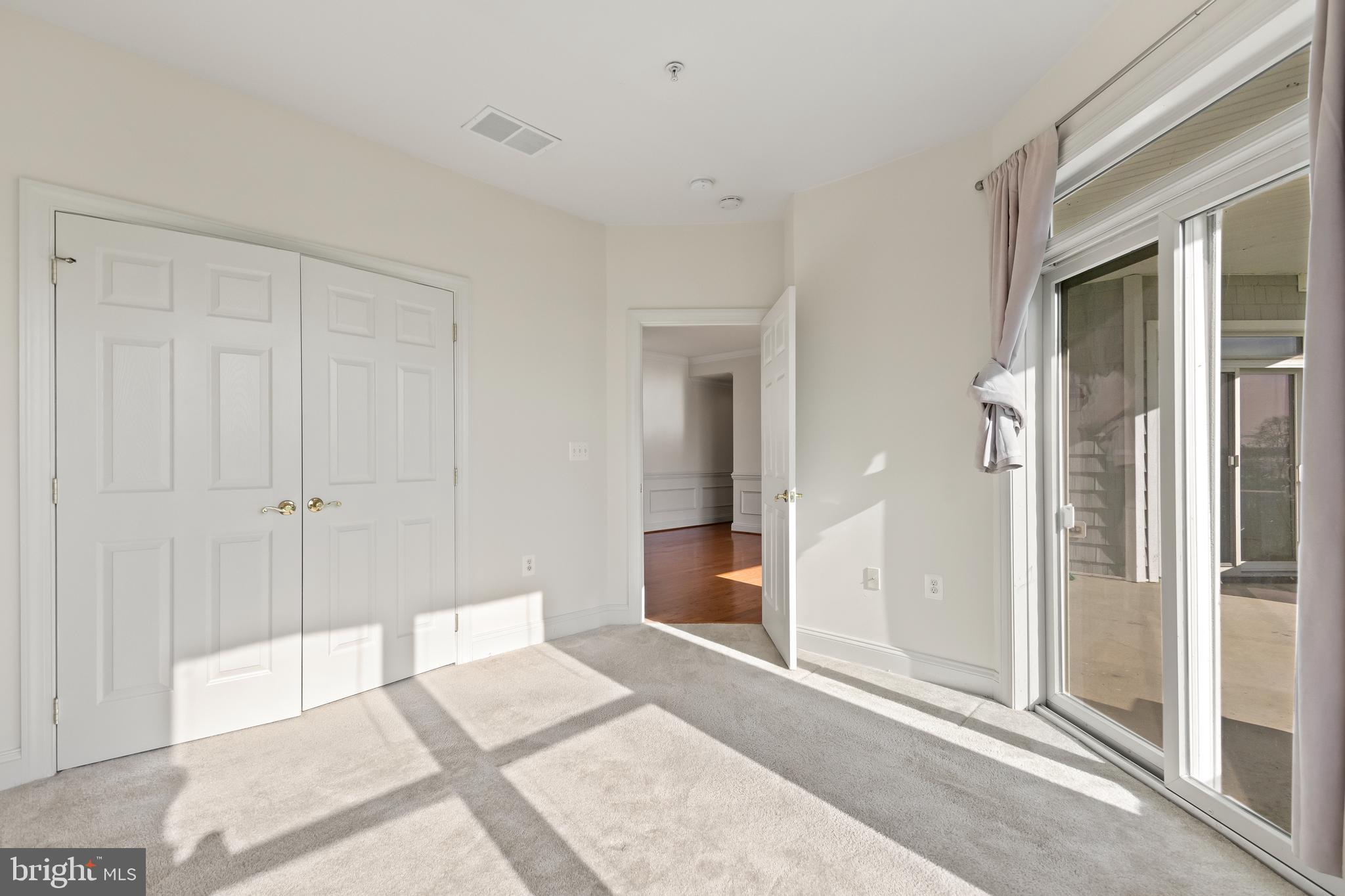 WATERS EDGE - Residential Lease