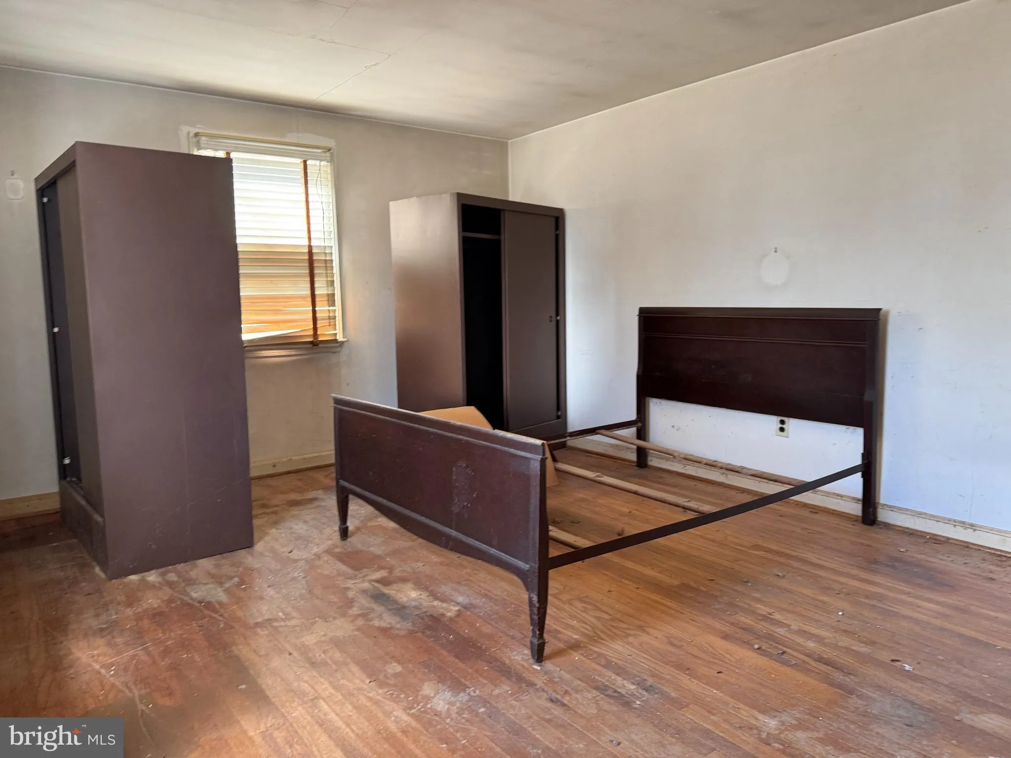 Norristown, Pennsylvania 19403, United States, 3 Bedrooms Bedrooms, ,1 BathroomBathrooms,Residential,Pending,79444