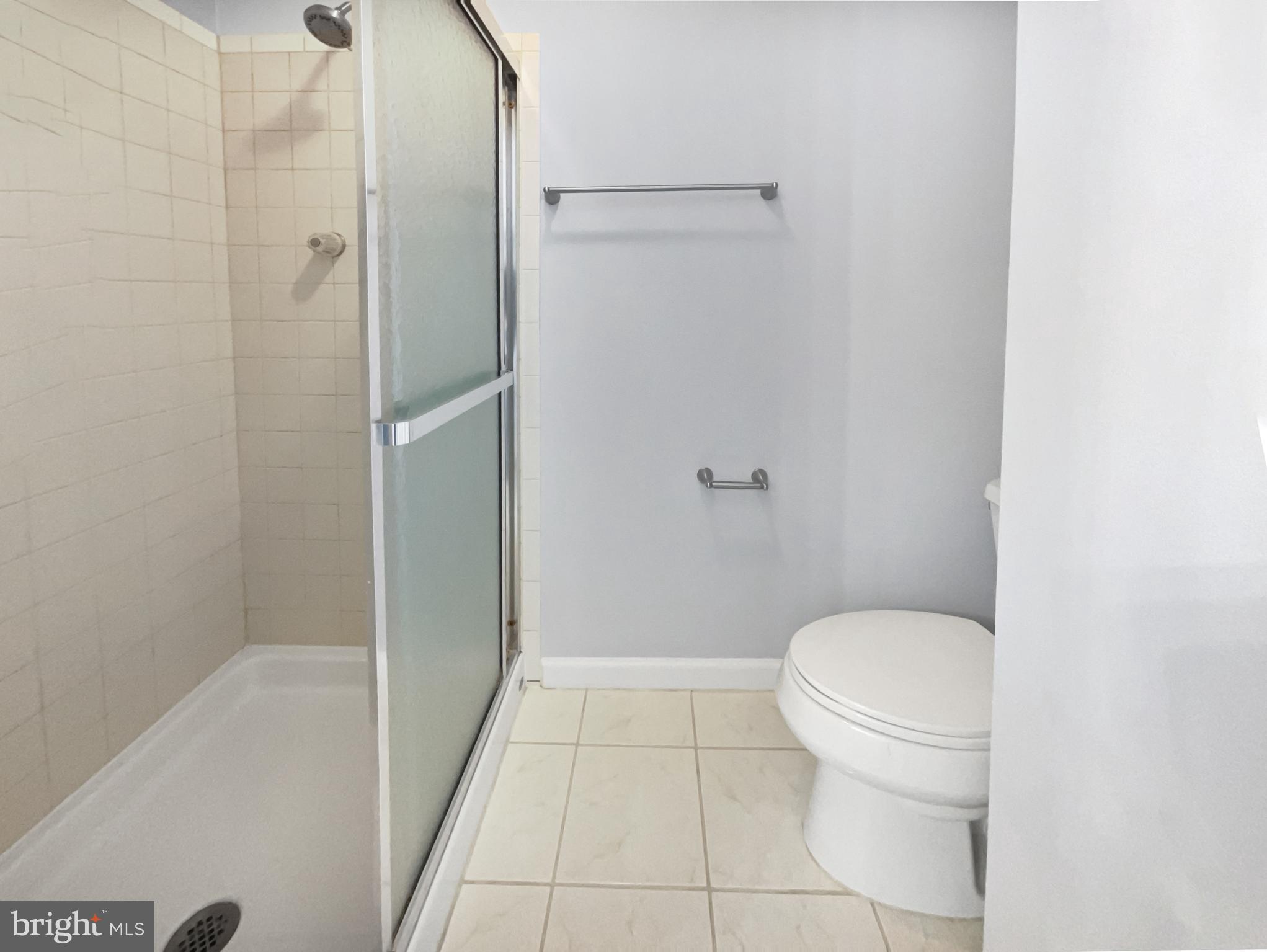 BENT TREE - Residential