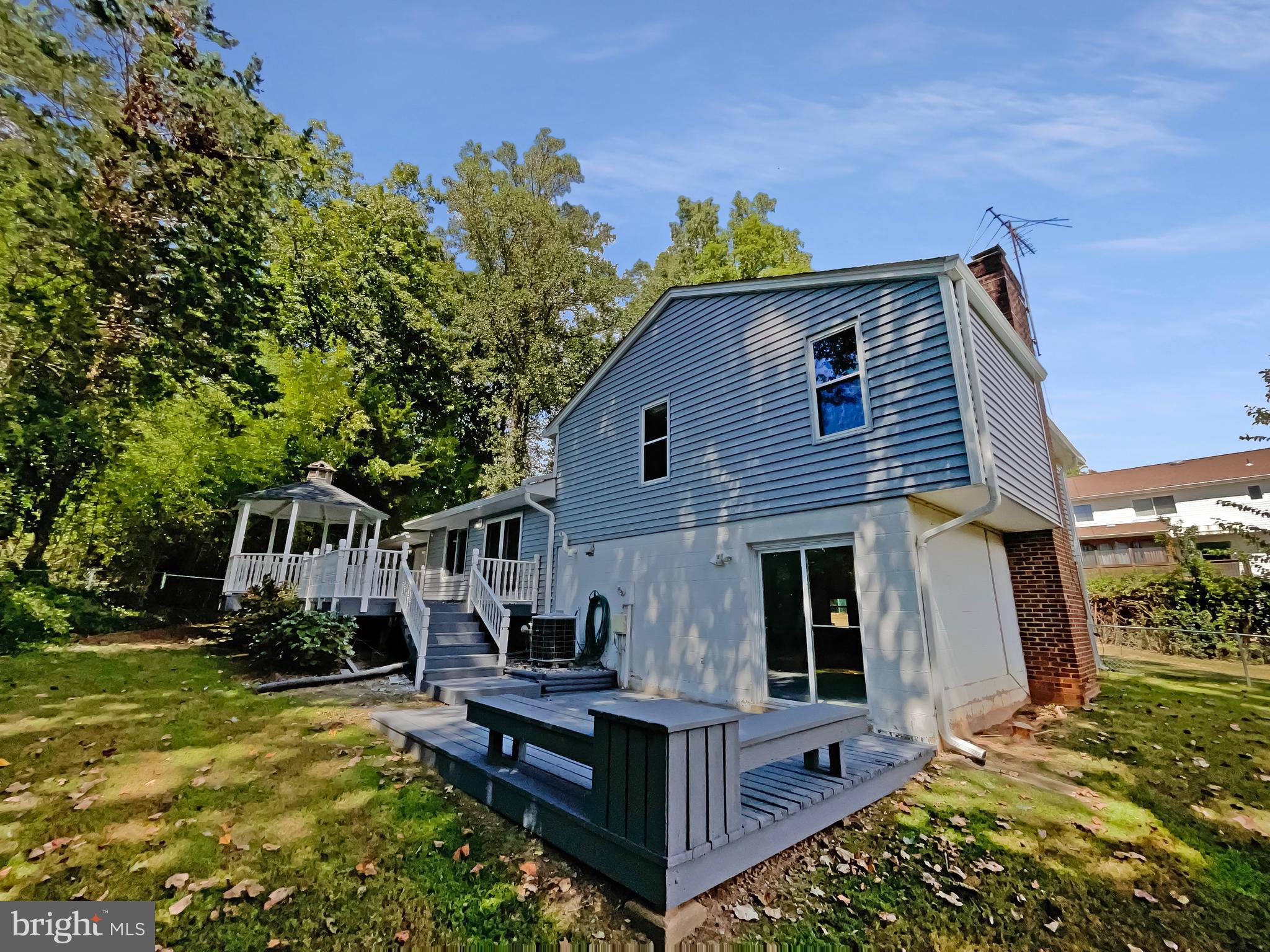 BENT TREE - Residential
