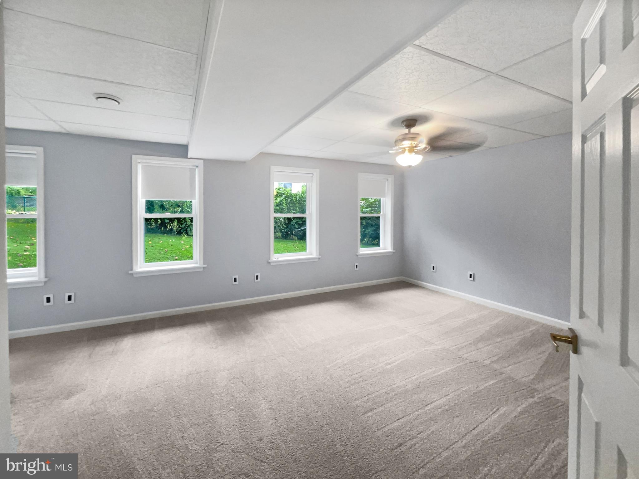 BENT TREE - Residential