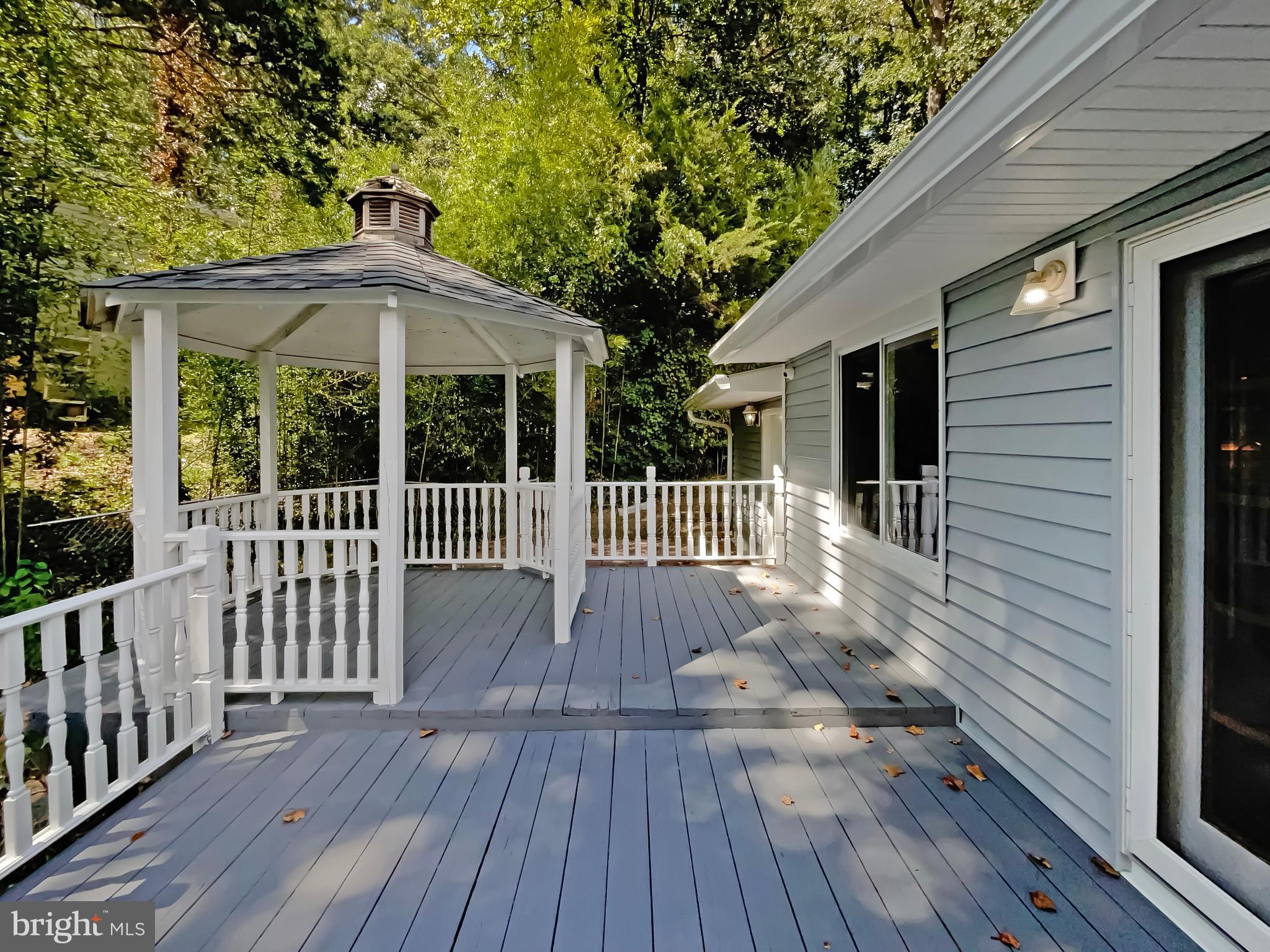 BENT TREE - Residential