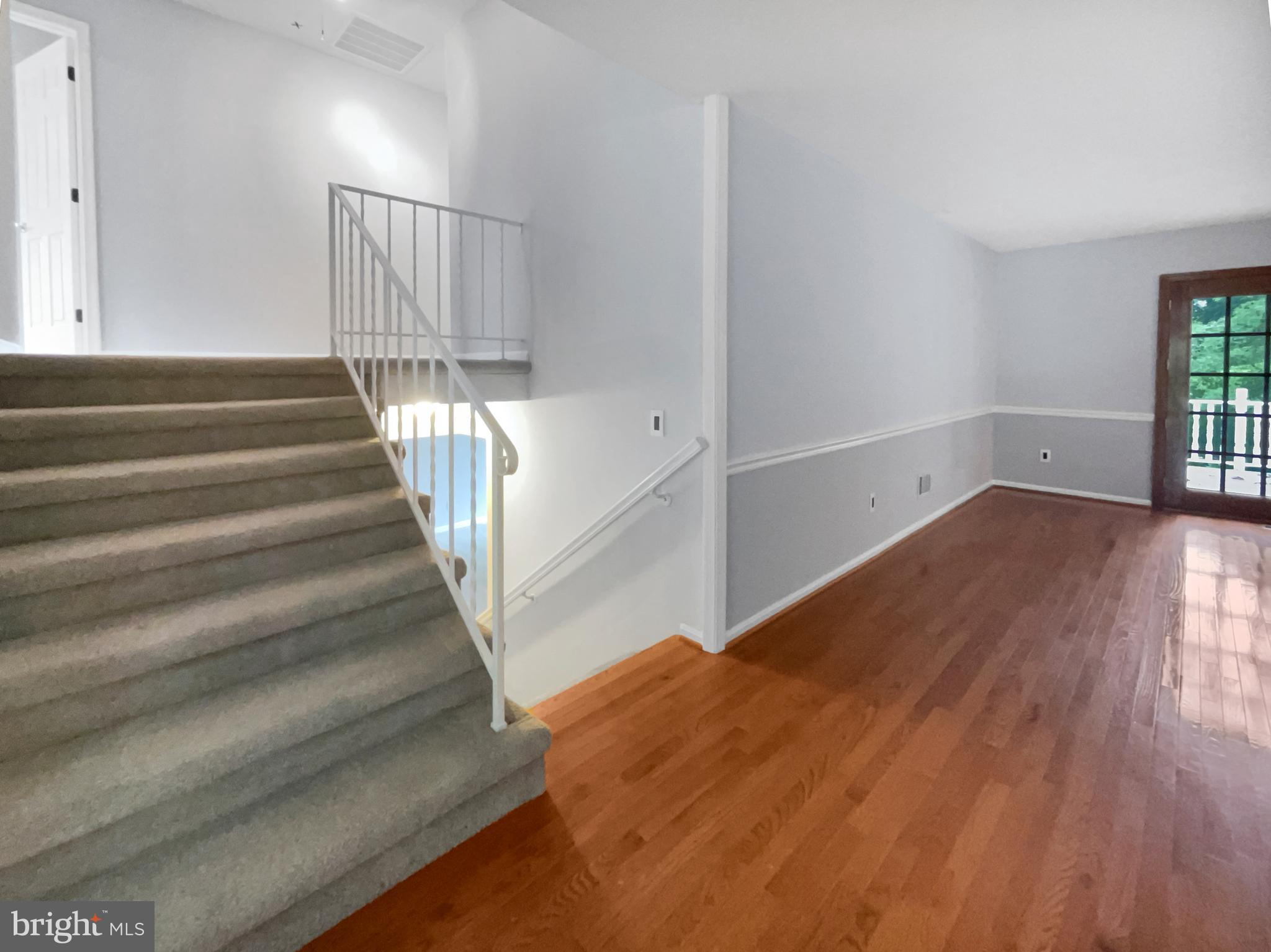 BENT TREE - Residential