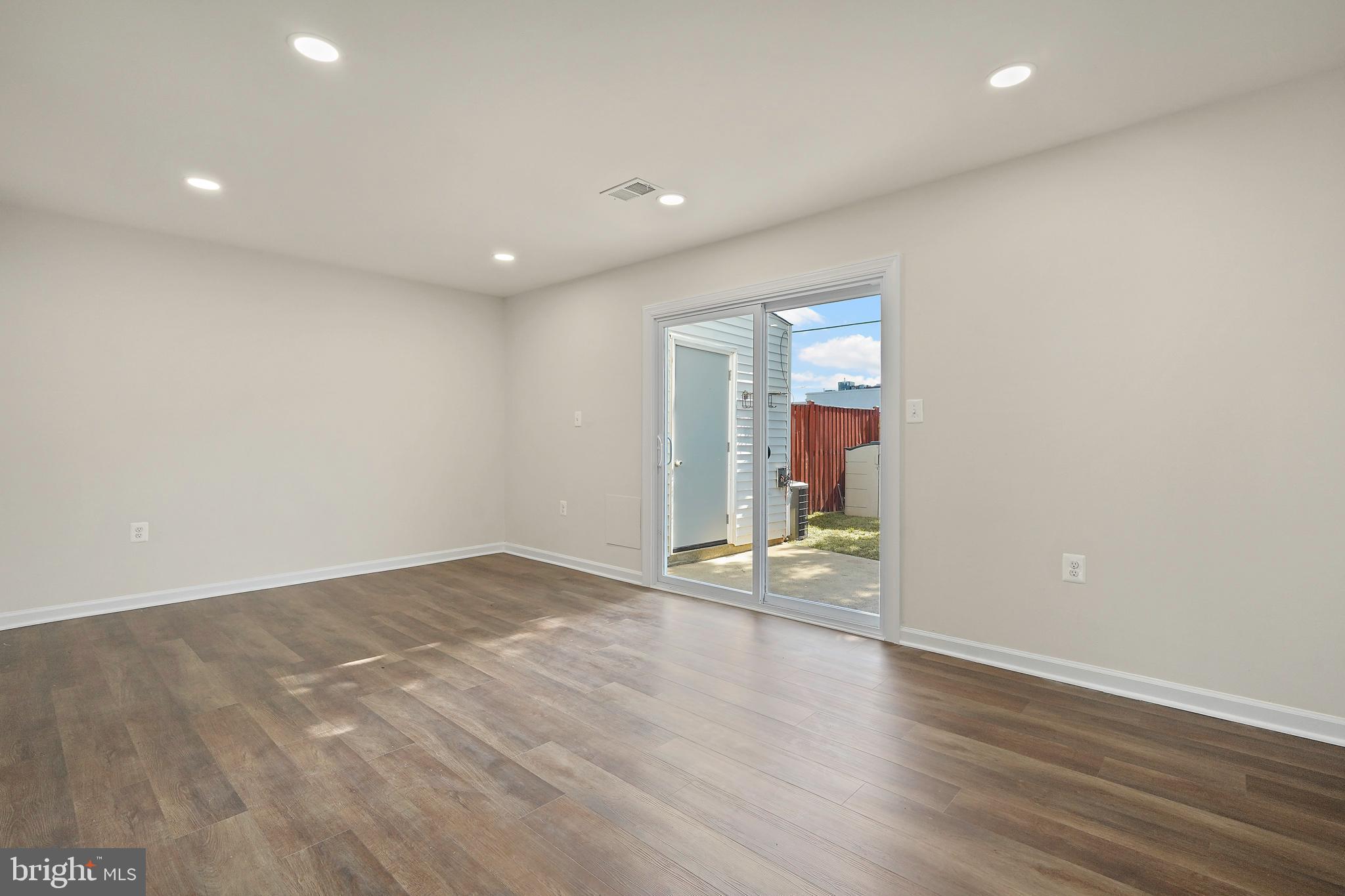 IRONGATE - Residential