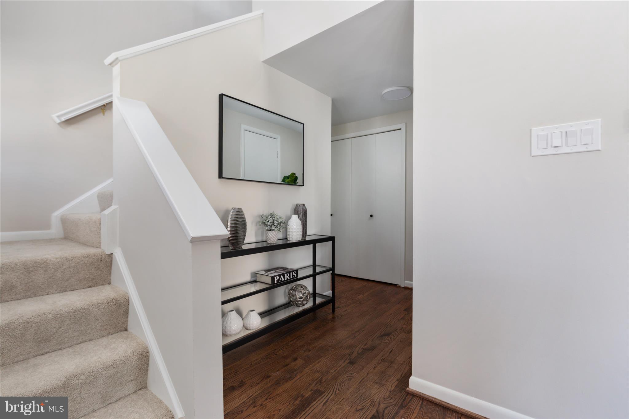 COUNTRYSIDE - Residential