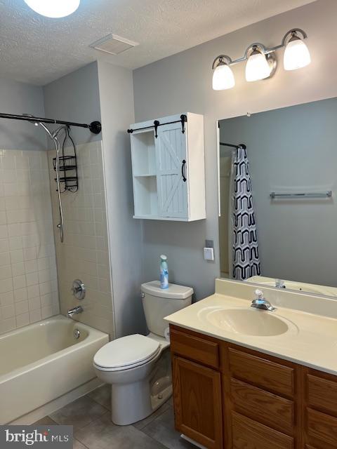 BLOOMS CROSSING - Residential Lease