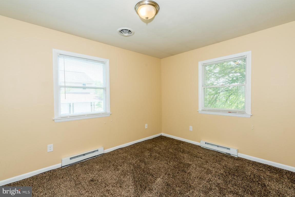 ELIZABETHTOWN BOROUGH - Residential