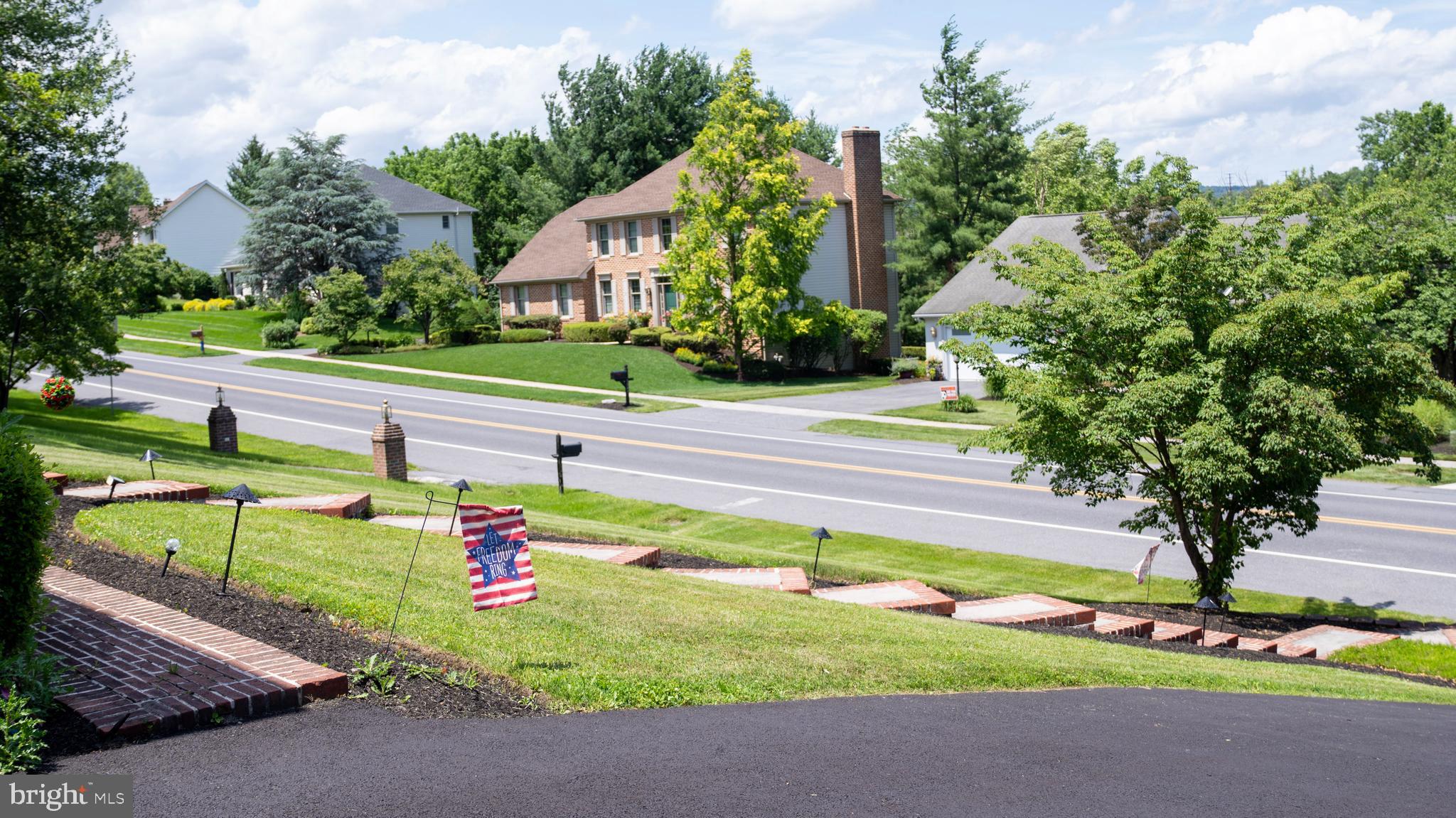 FLORIBUNDA - Residential